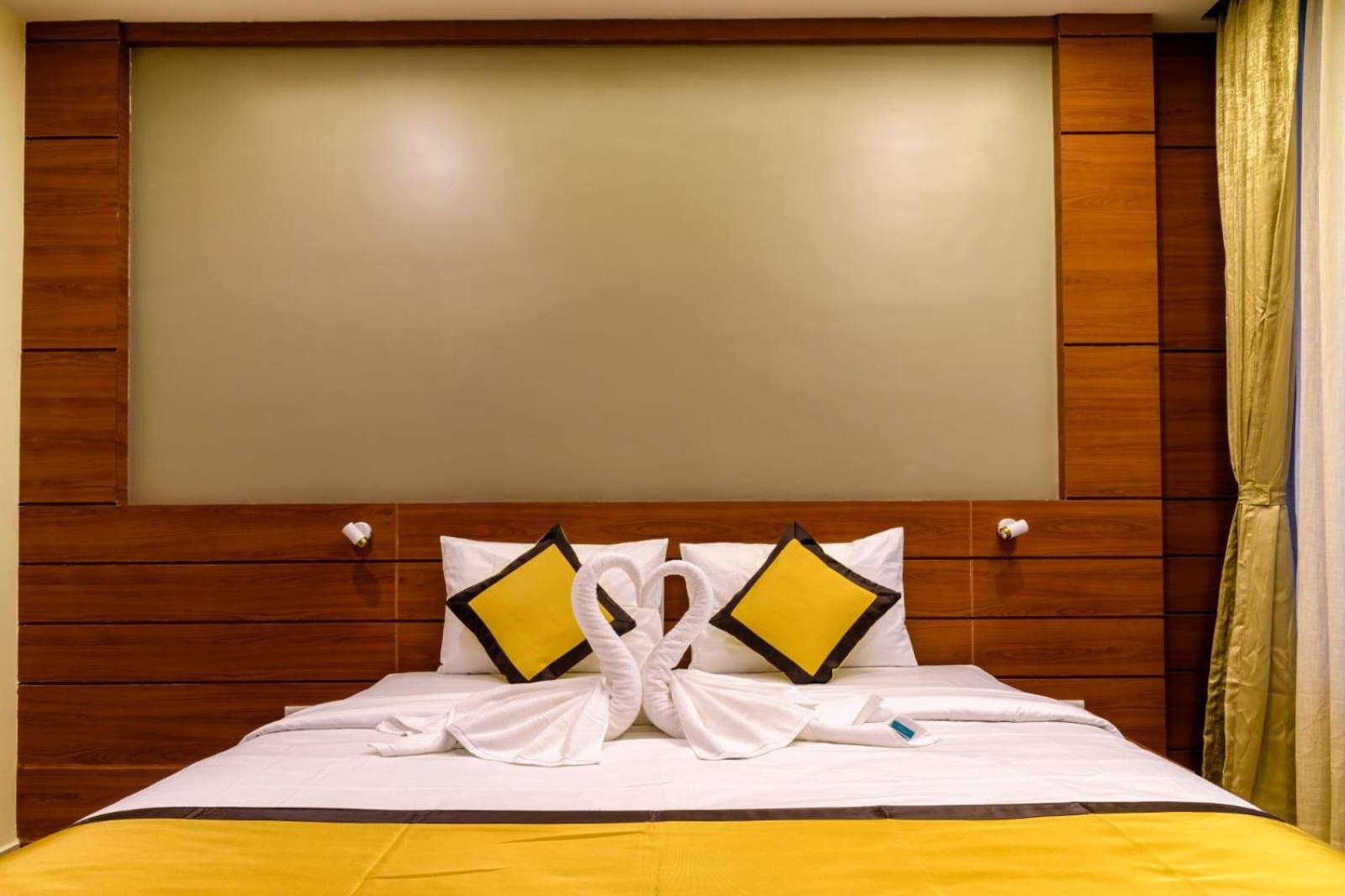 Deluxe Double Or Twin Room photo 1
