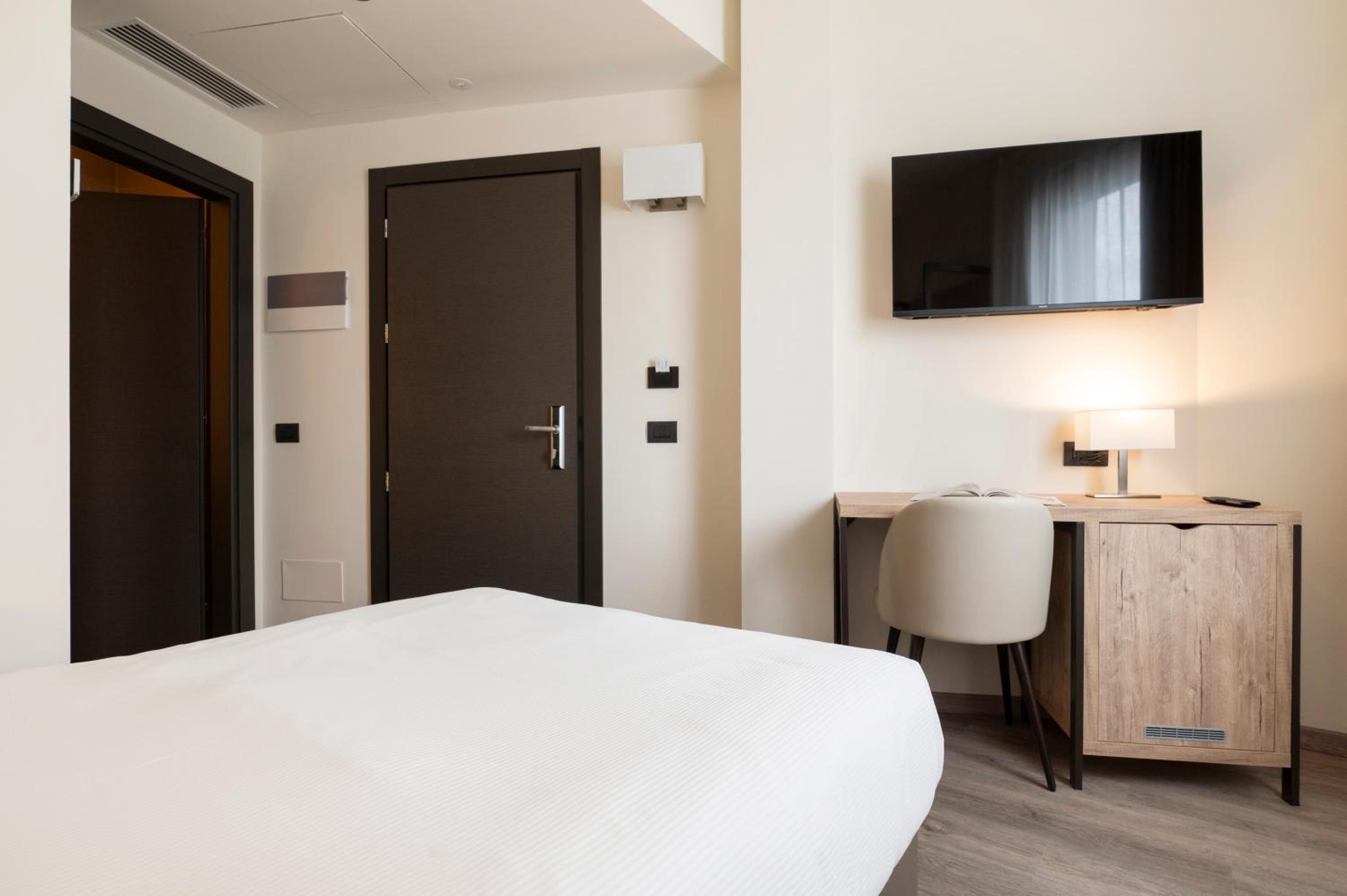 Single Room photo 2