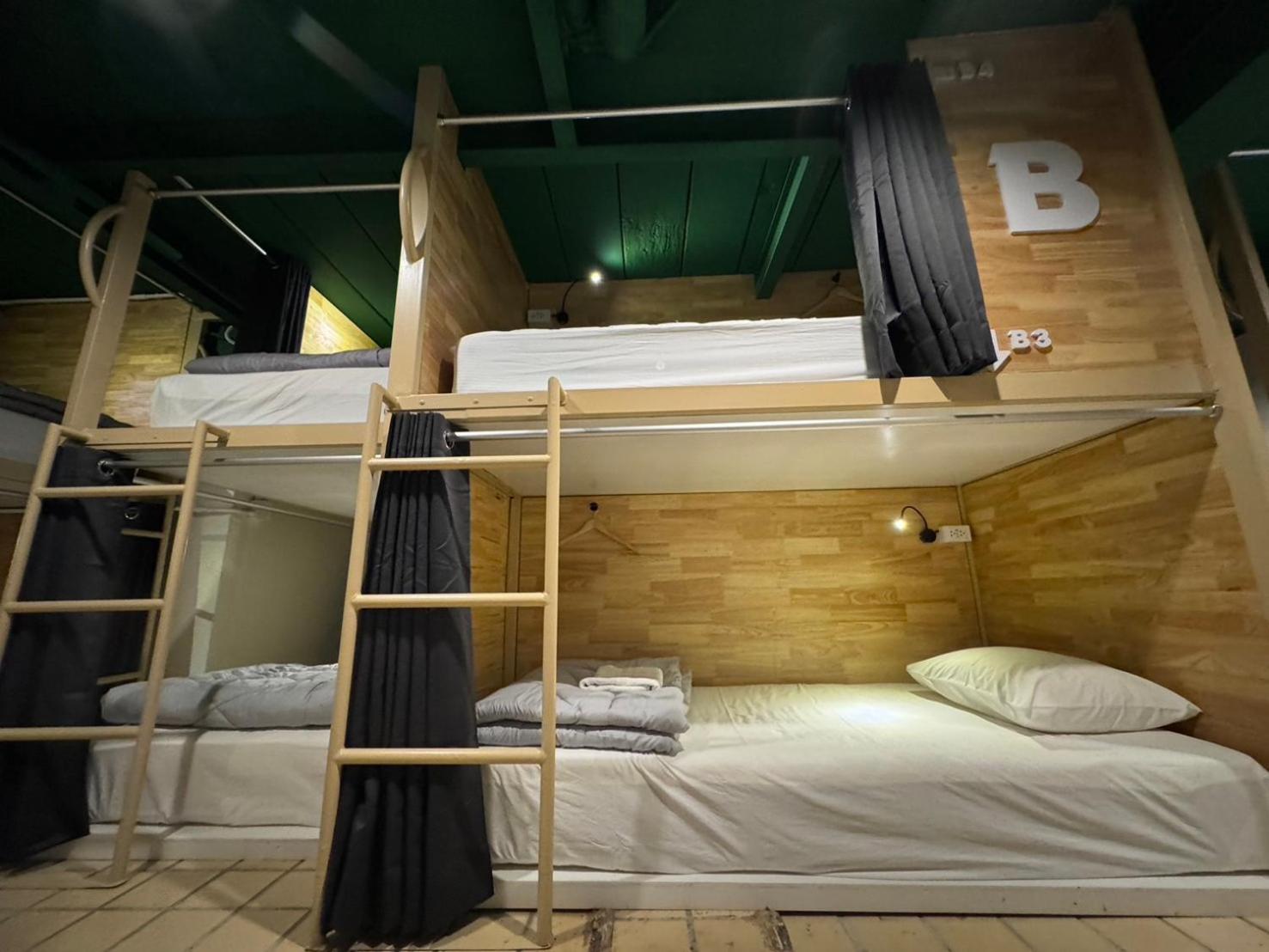 Bunk Bed in Mixed Dormitory Room photo 2