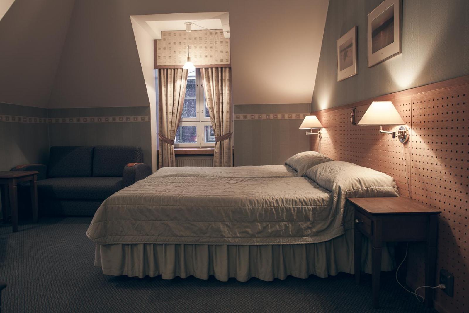 Standard Quadruple Room - Photo 12