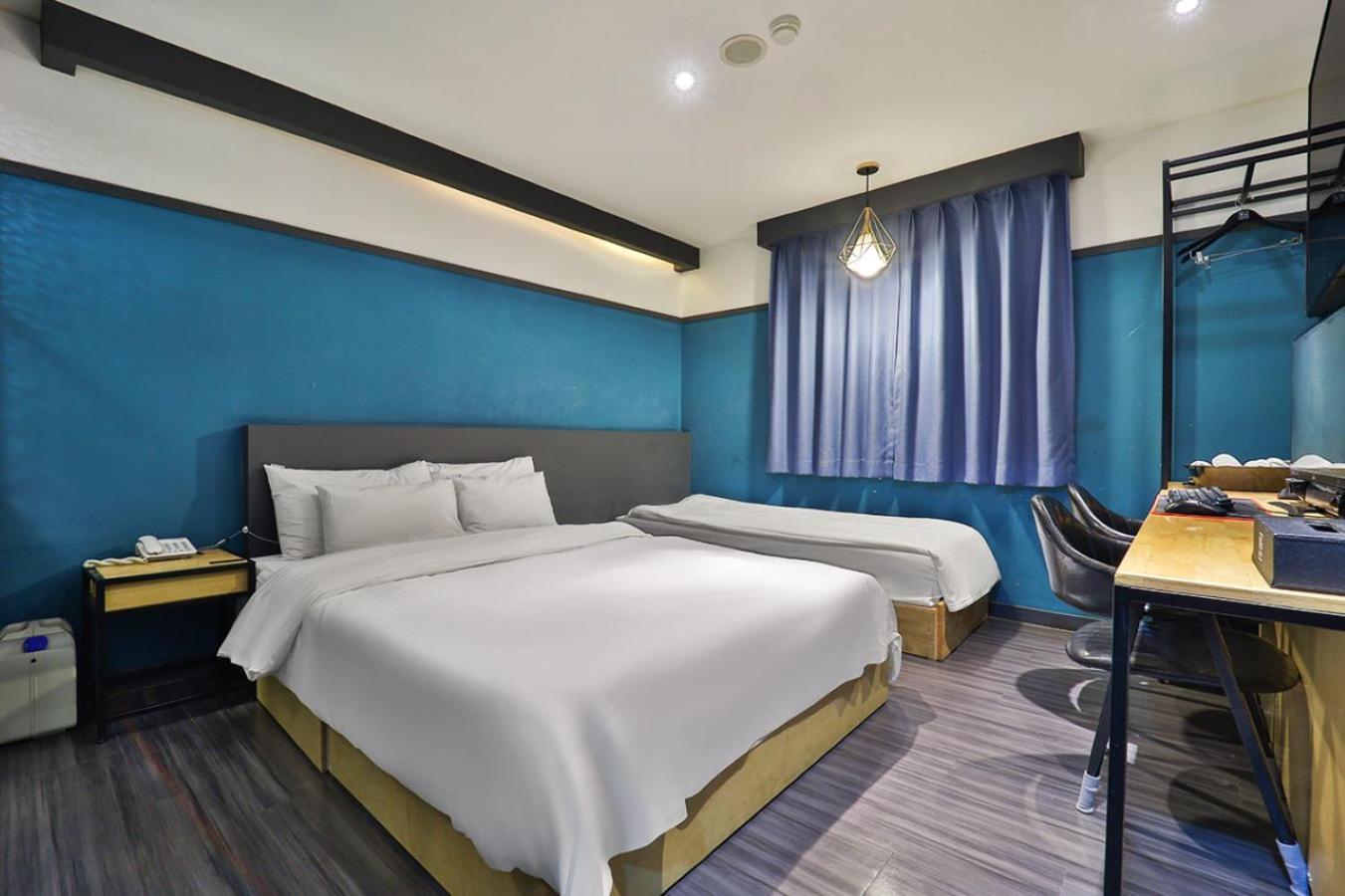 Twin Room photo 1