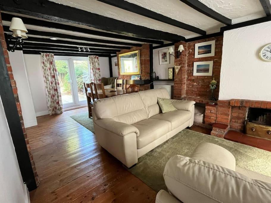 Three-Bedroom House photo 1