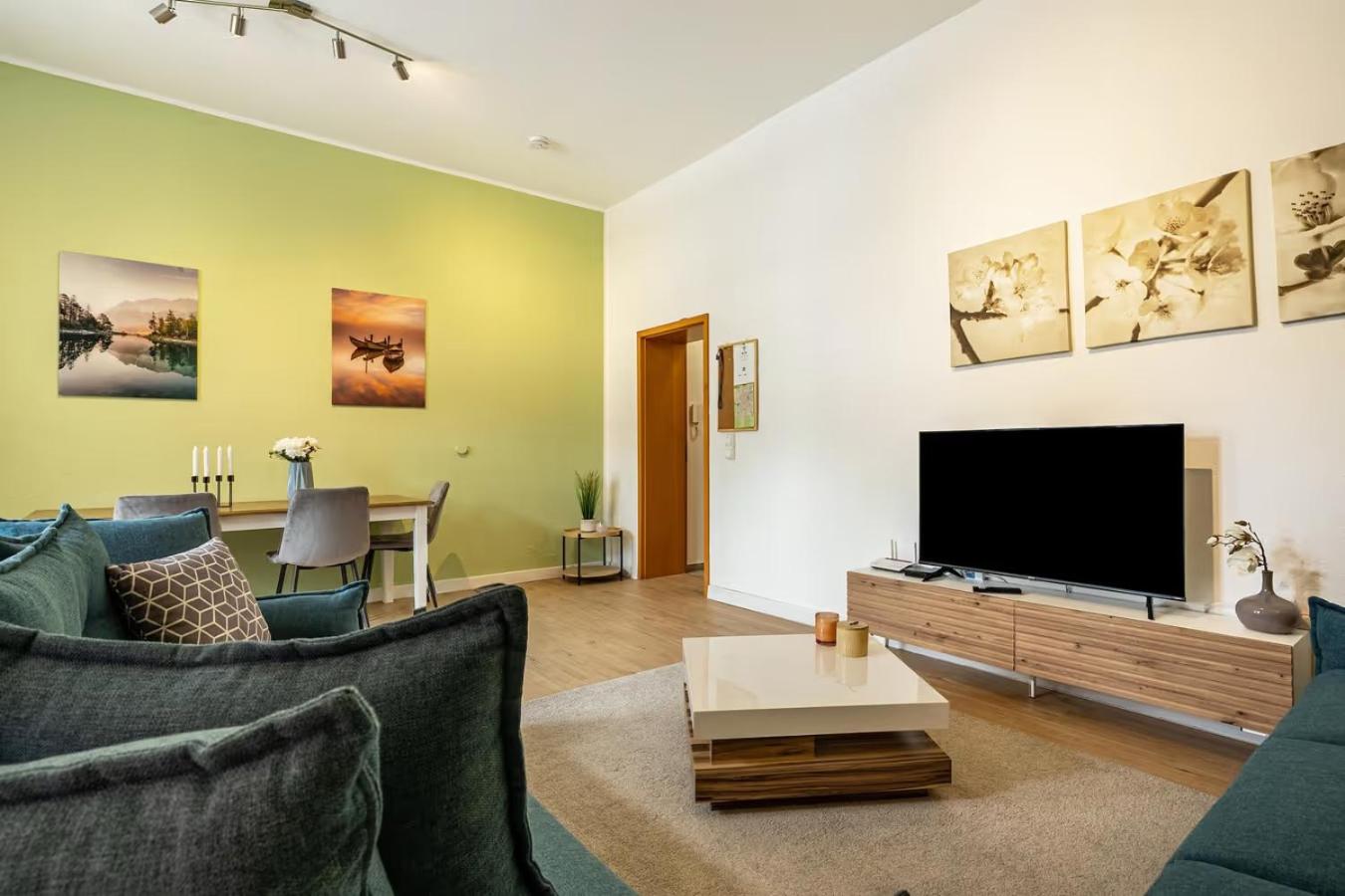 One-Bedroom Apartment photo 3