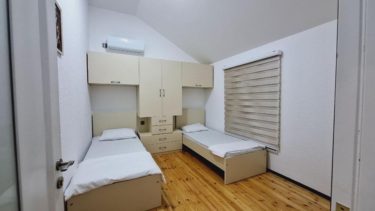 Villa photo 1