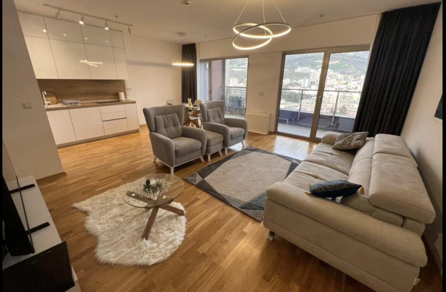 Two-Bedroom Apartment With Terrace And Sea View