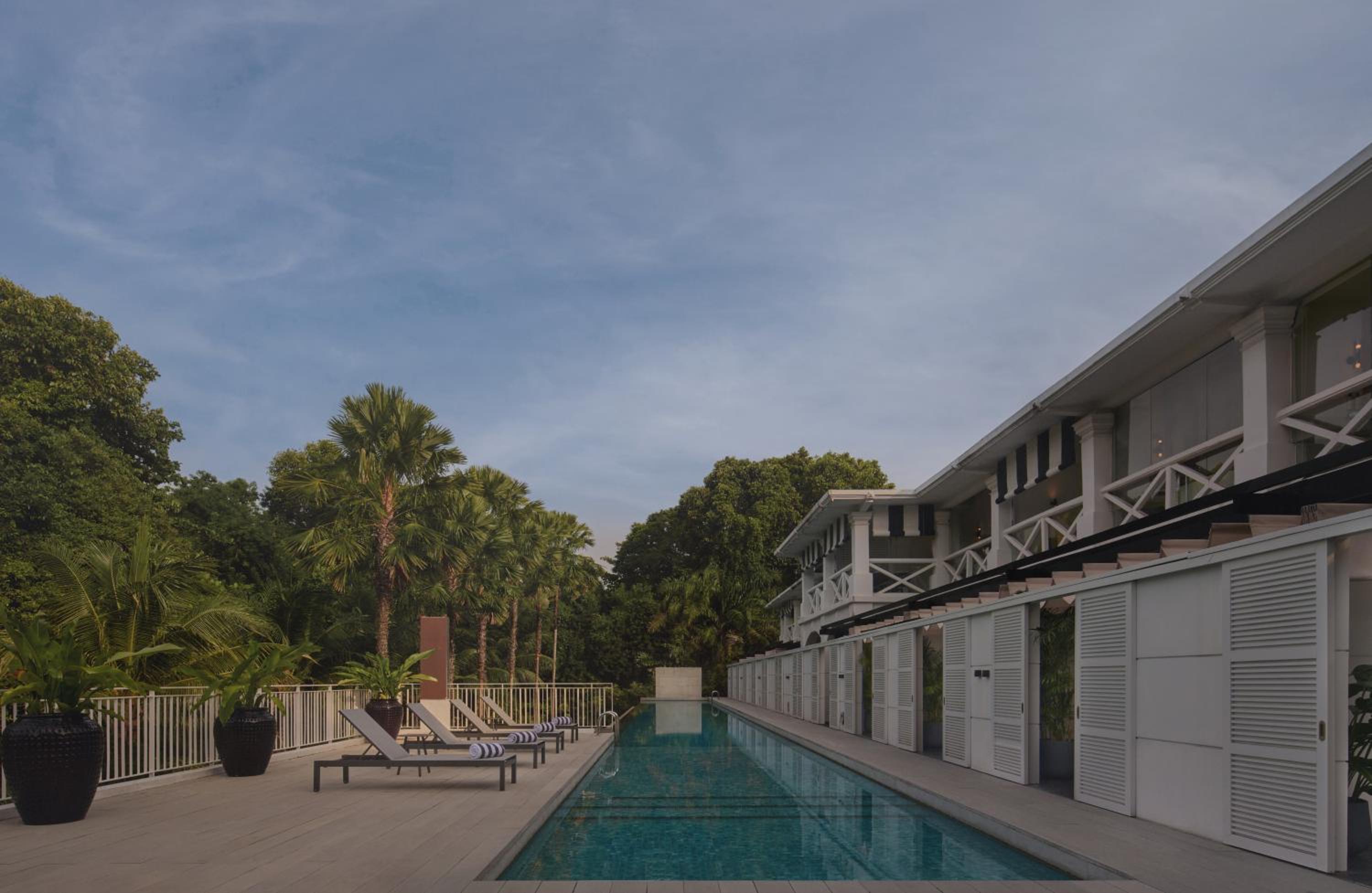 Couple Suite with Direct Access to Pool