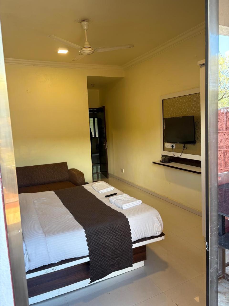 Double Room With Balcony photo 3