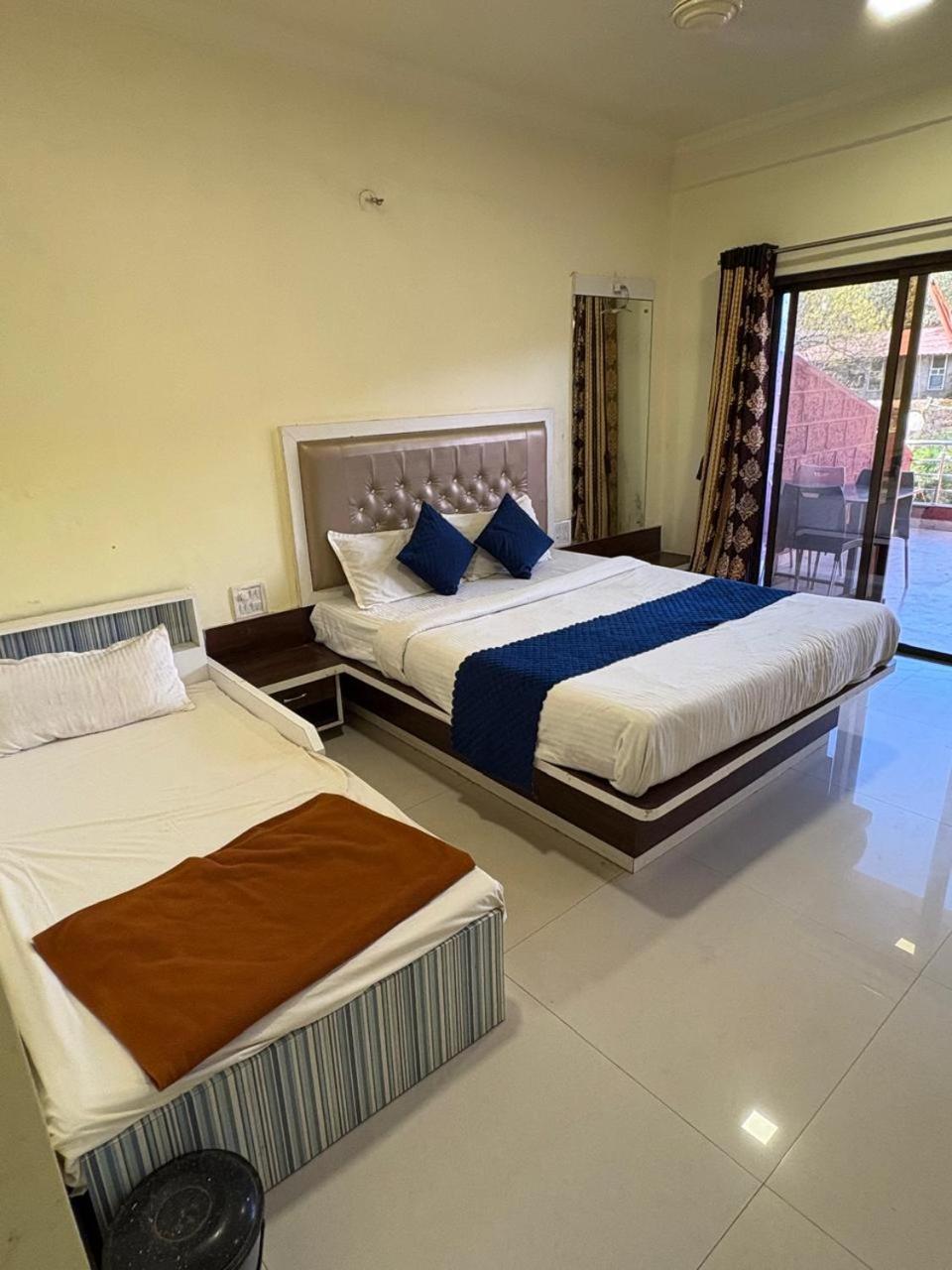 Triple Room With Balcony photo 3