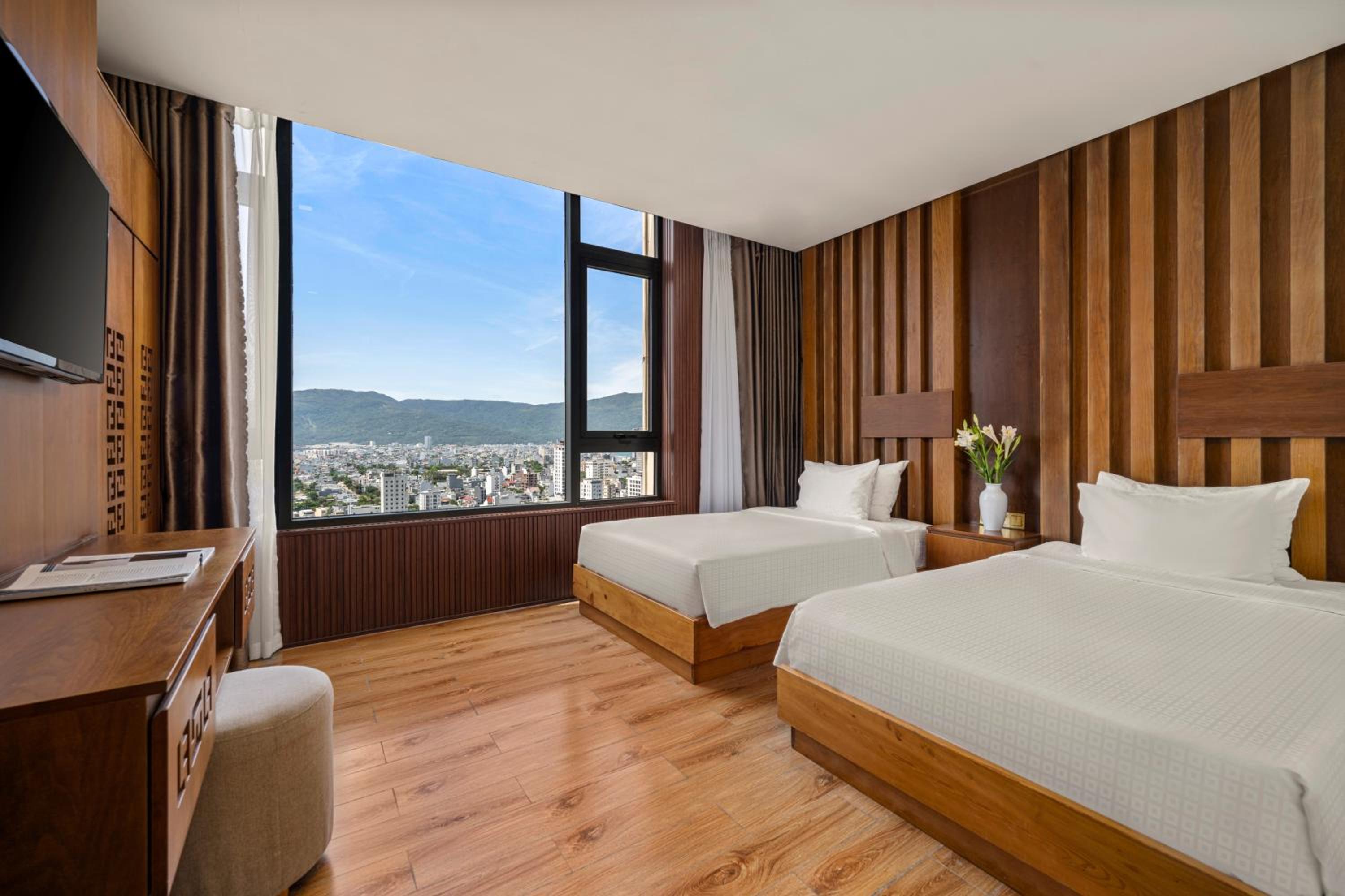 Family Studio Sea View with Balcony - Complimentary Welcome Fruit photo 3