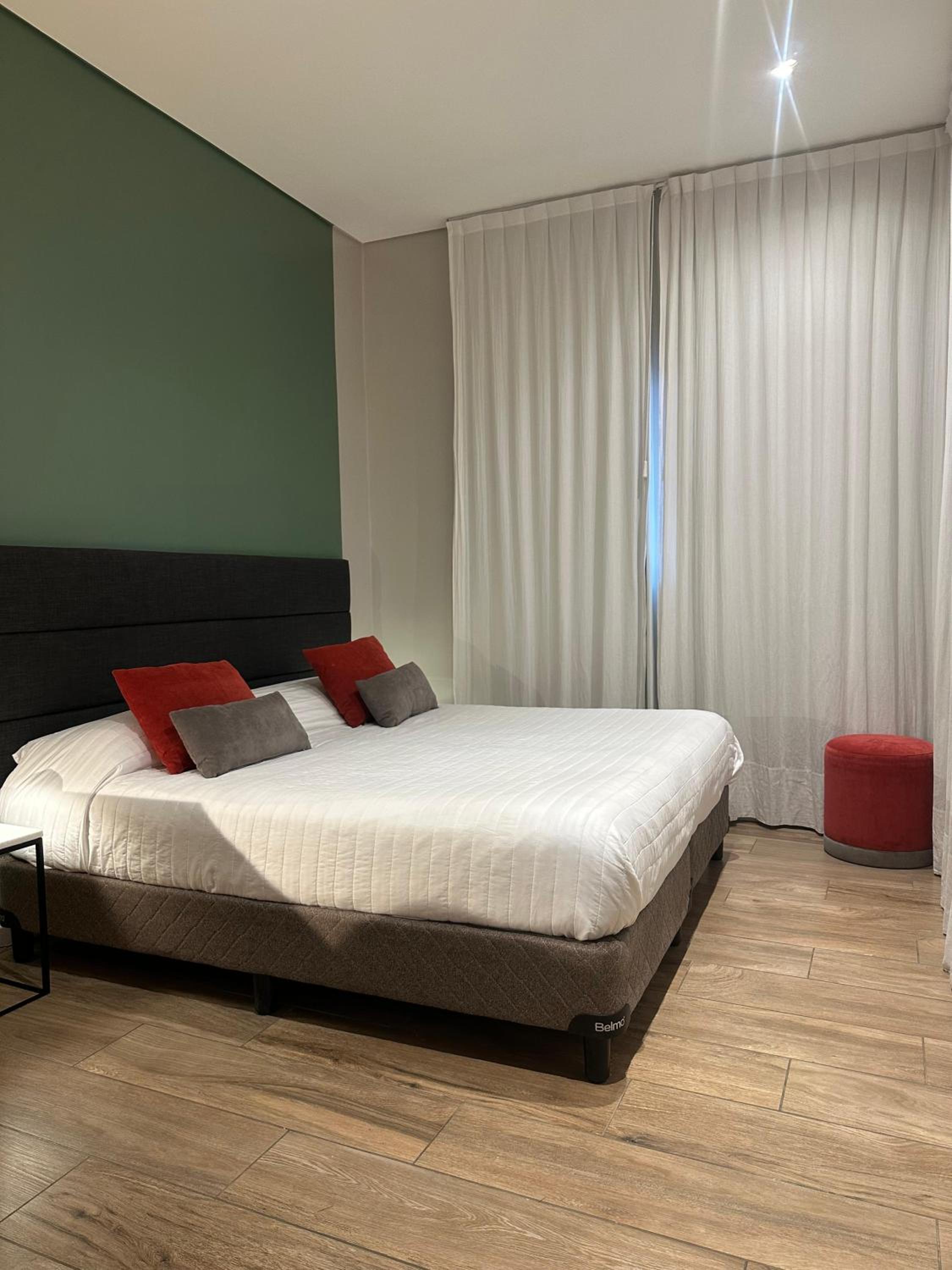 Double or Twin Room with Private Bathroom photo 2