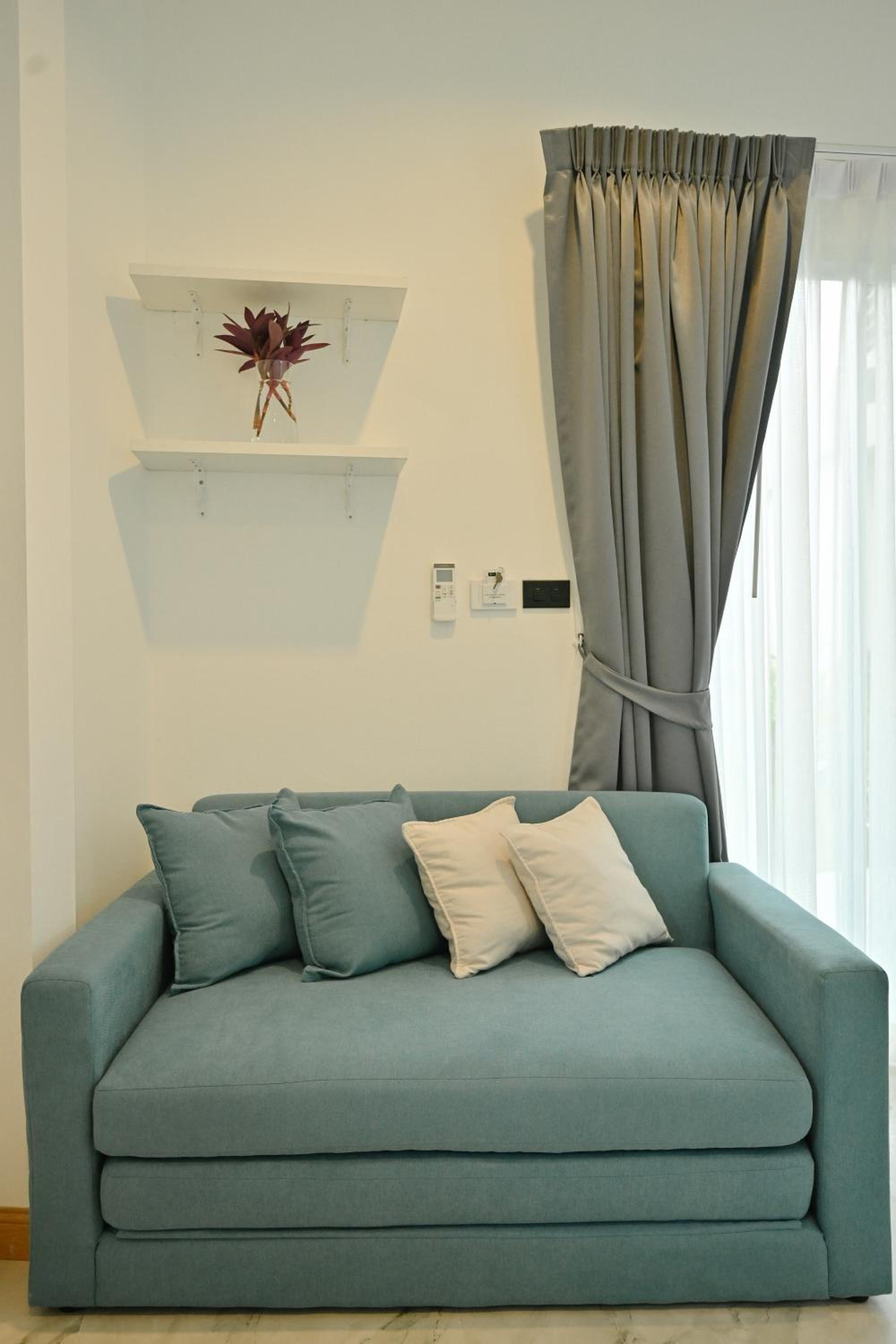 Deluxe Room - Photo 9