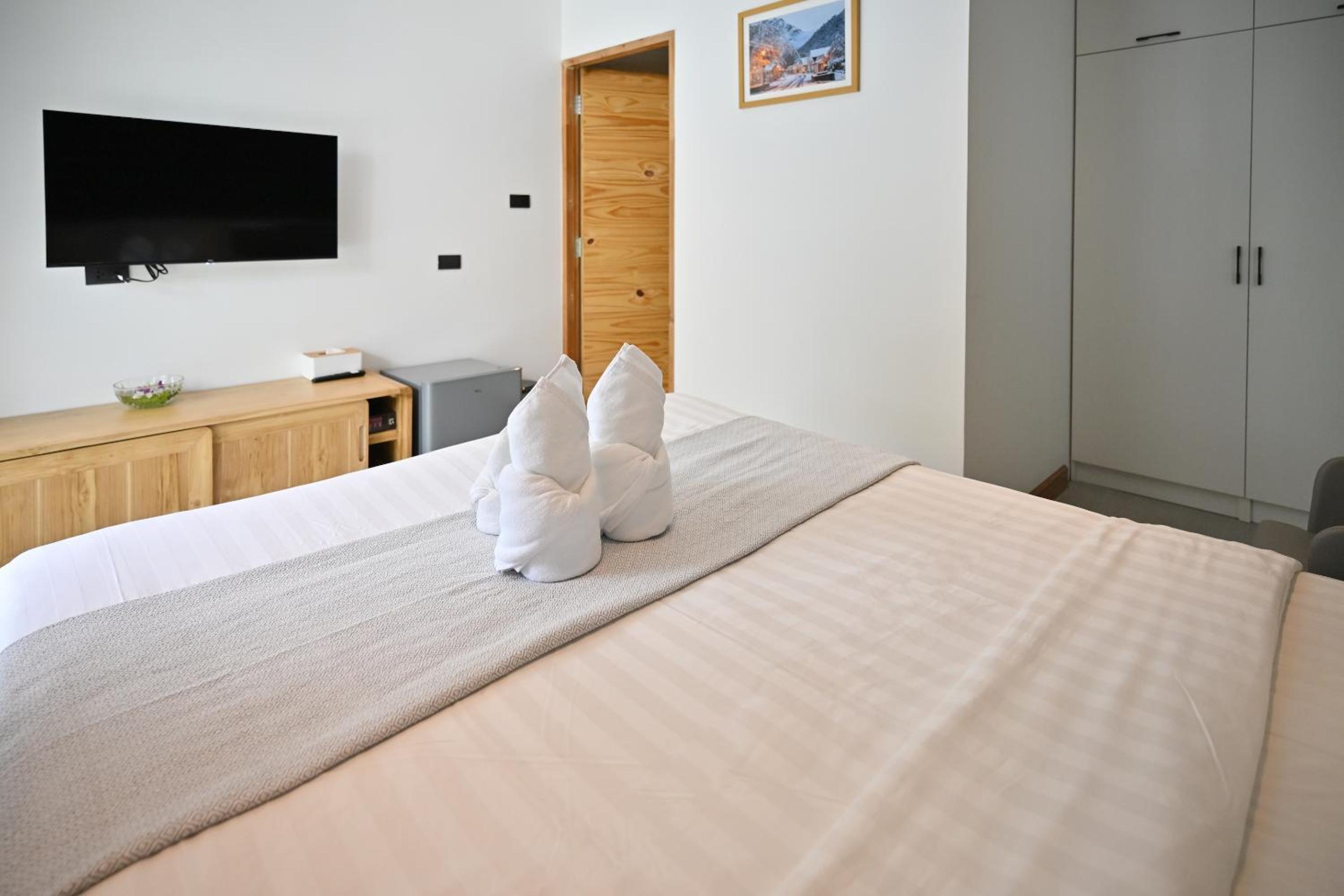 Superior Double Room - Photo 9