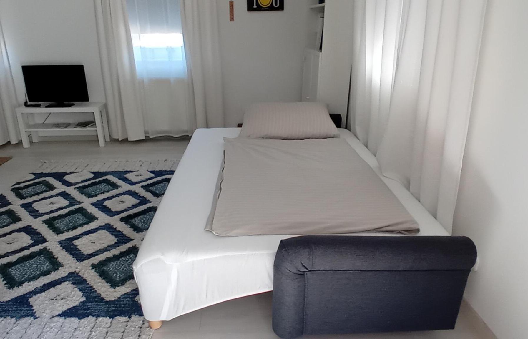 One-Bedroom Apartment photo 3