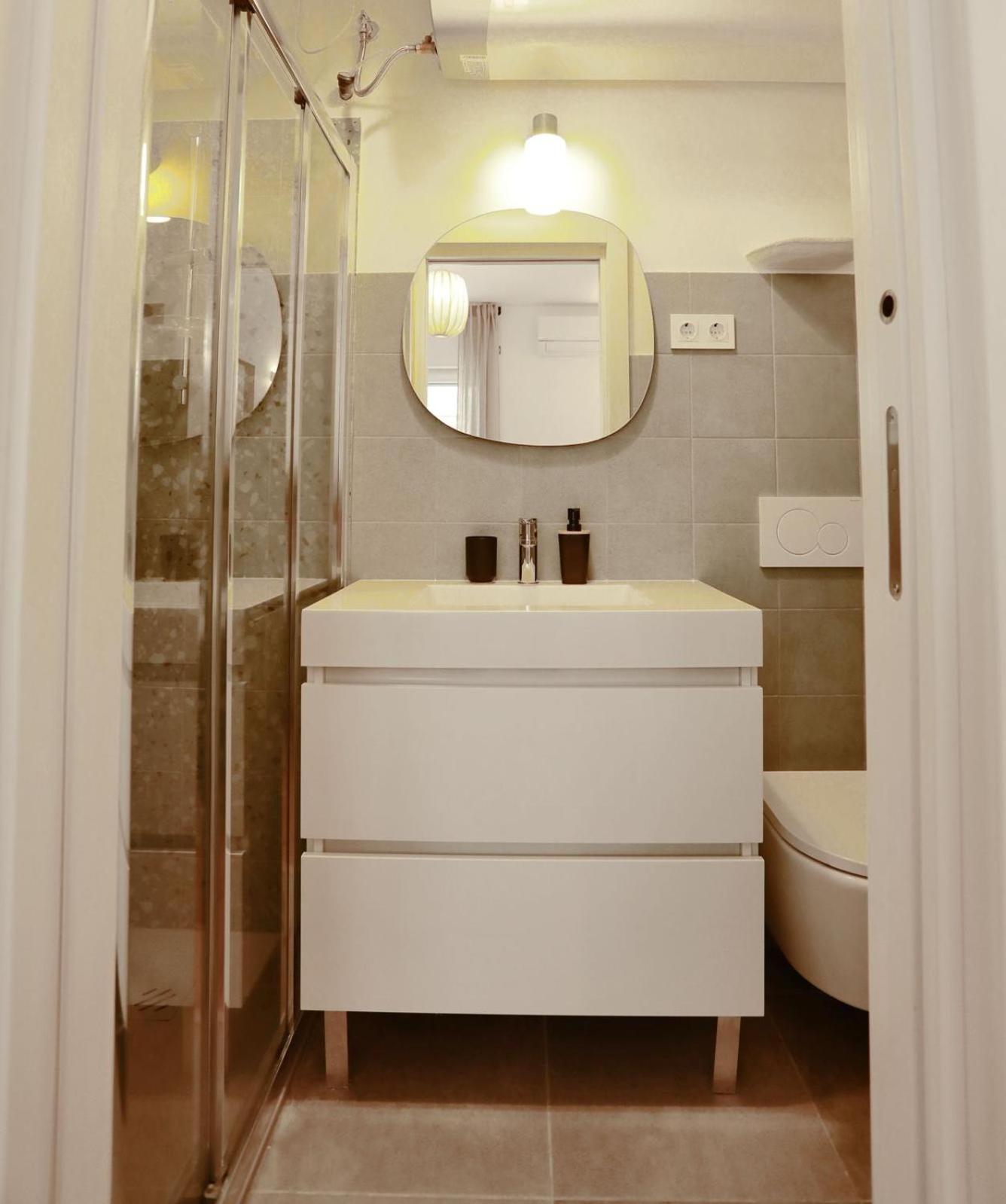 Apartment with Terrace photo 3