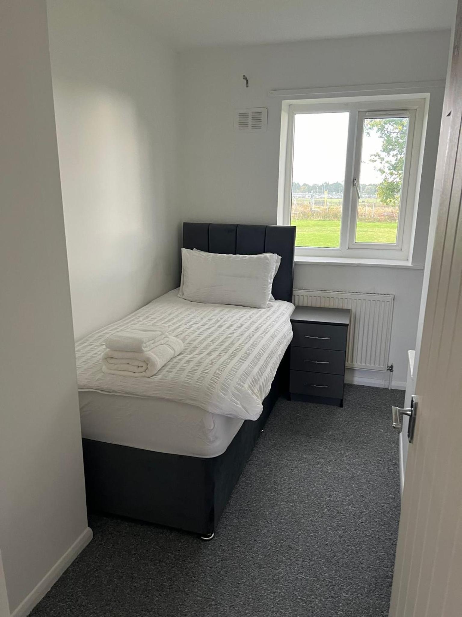 Three-Bedroom House photo 1