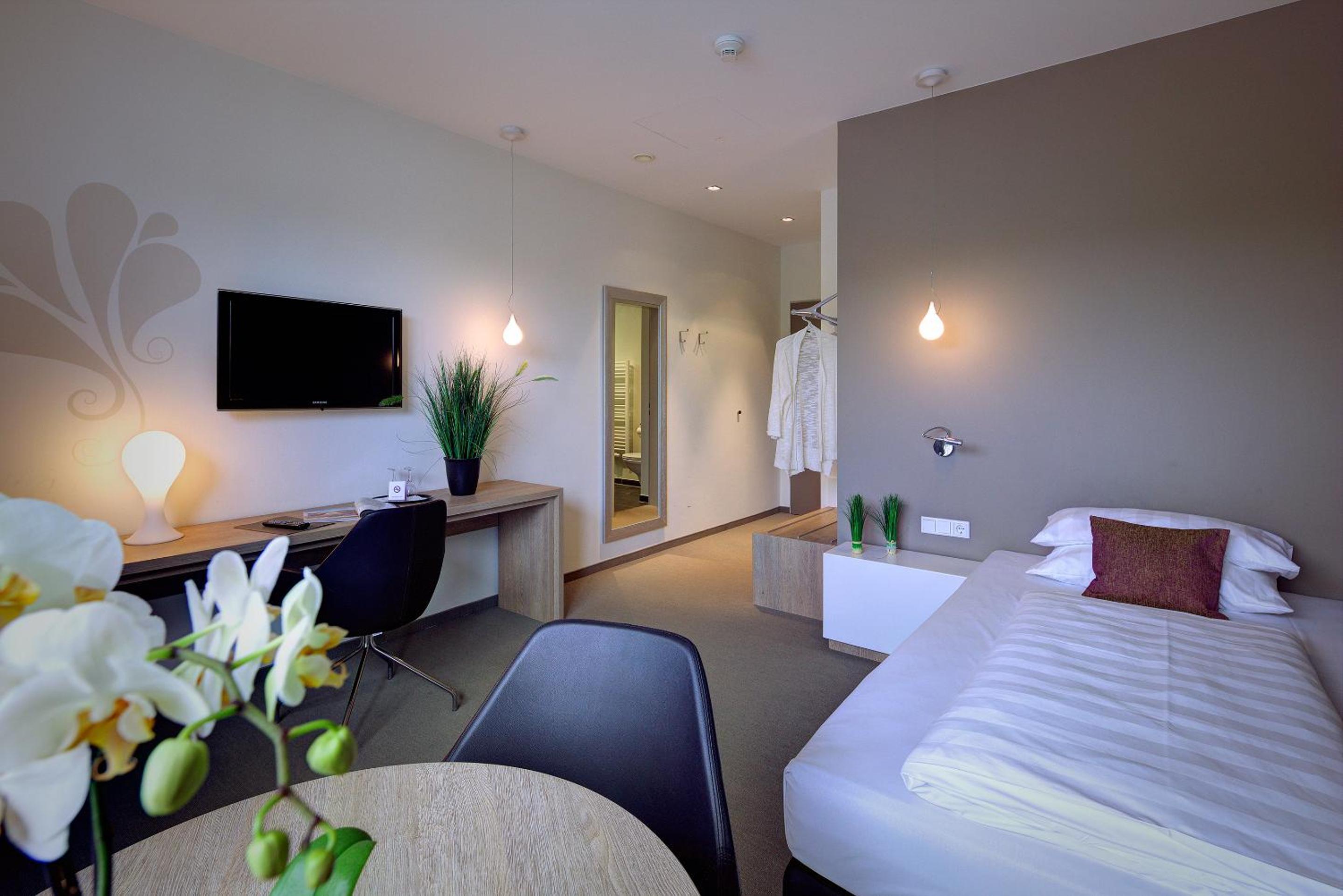 Single Room with Shower photo 2