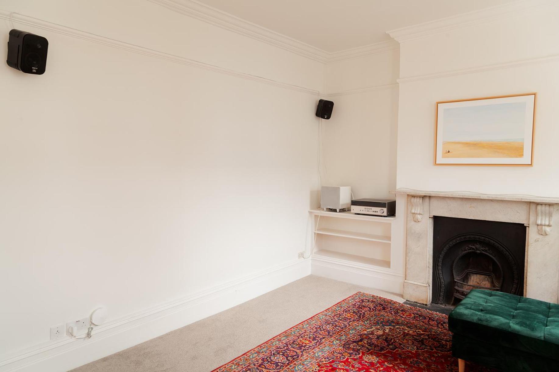 Three-Bedroom Townhouse photo 2