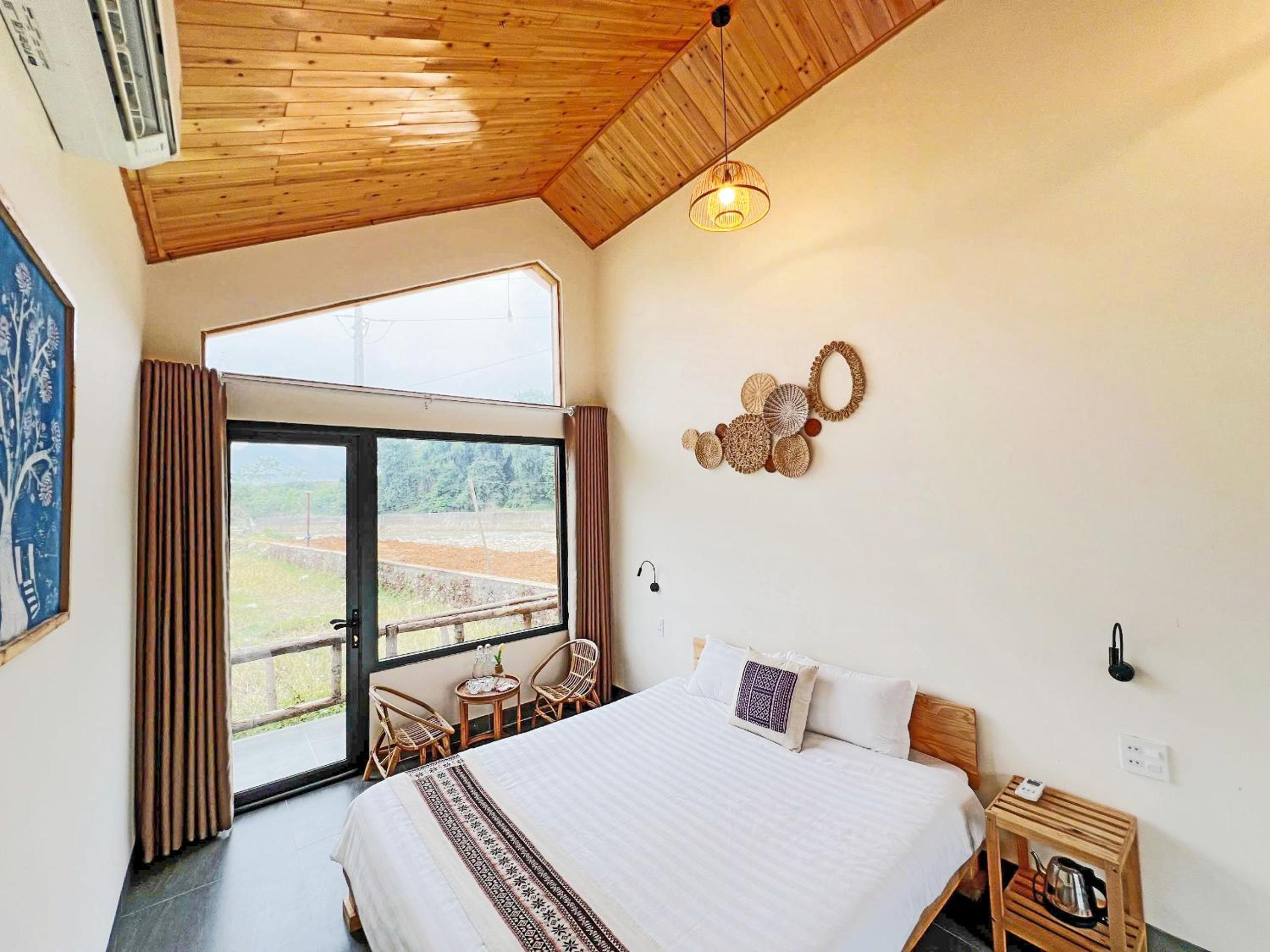 Deluxe Bungalow - Photo 1