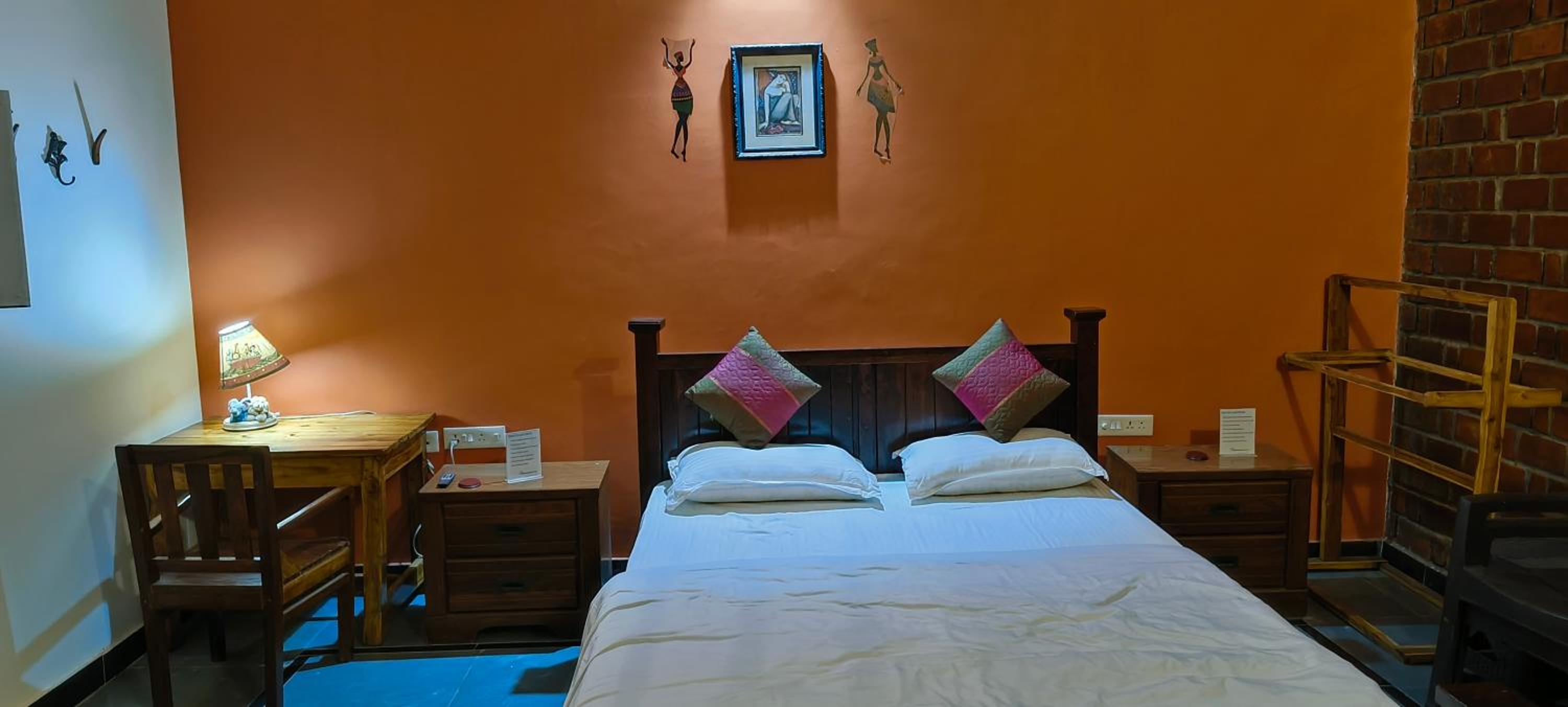 Deluxe Double Room With Balcony photo 1
