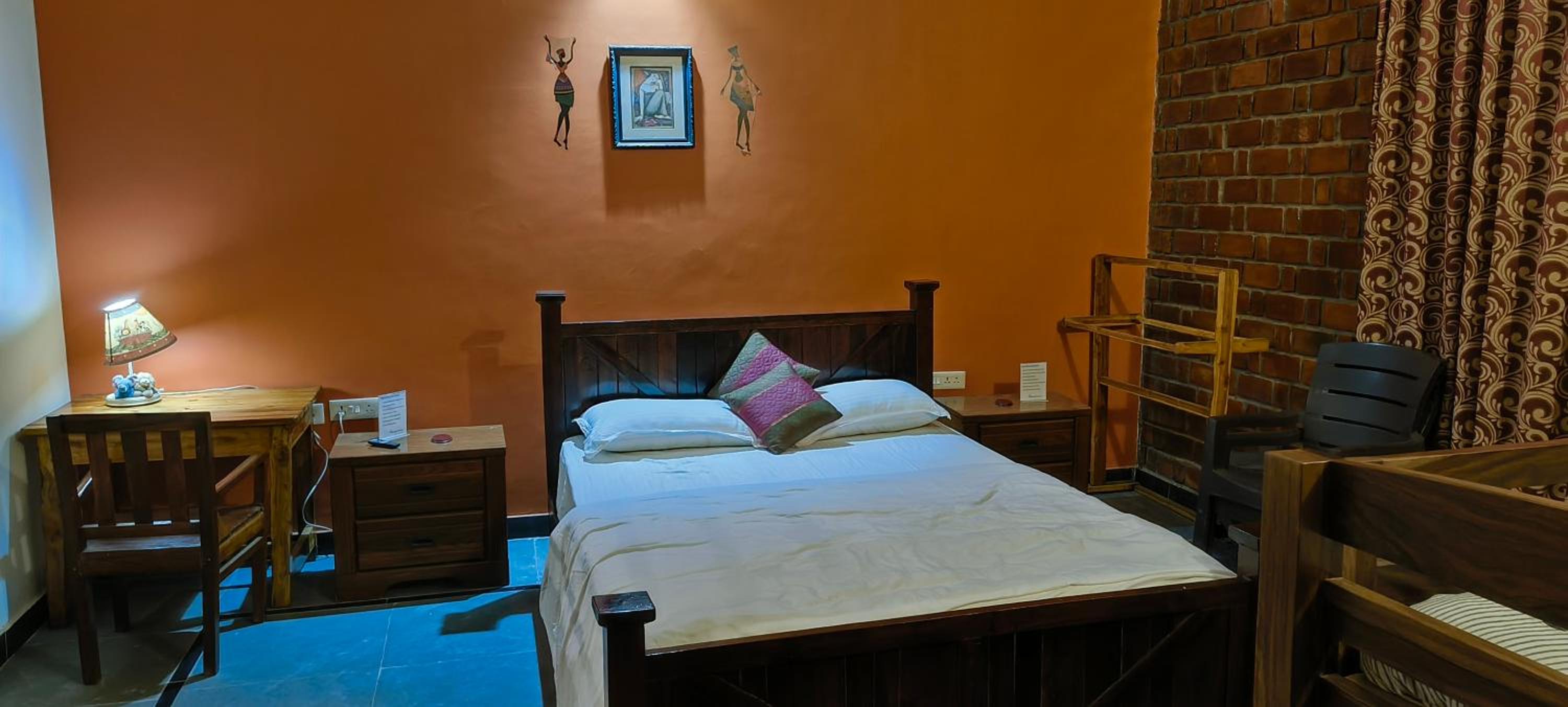 Deluxe Double Room With Balcony photo 3