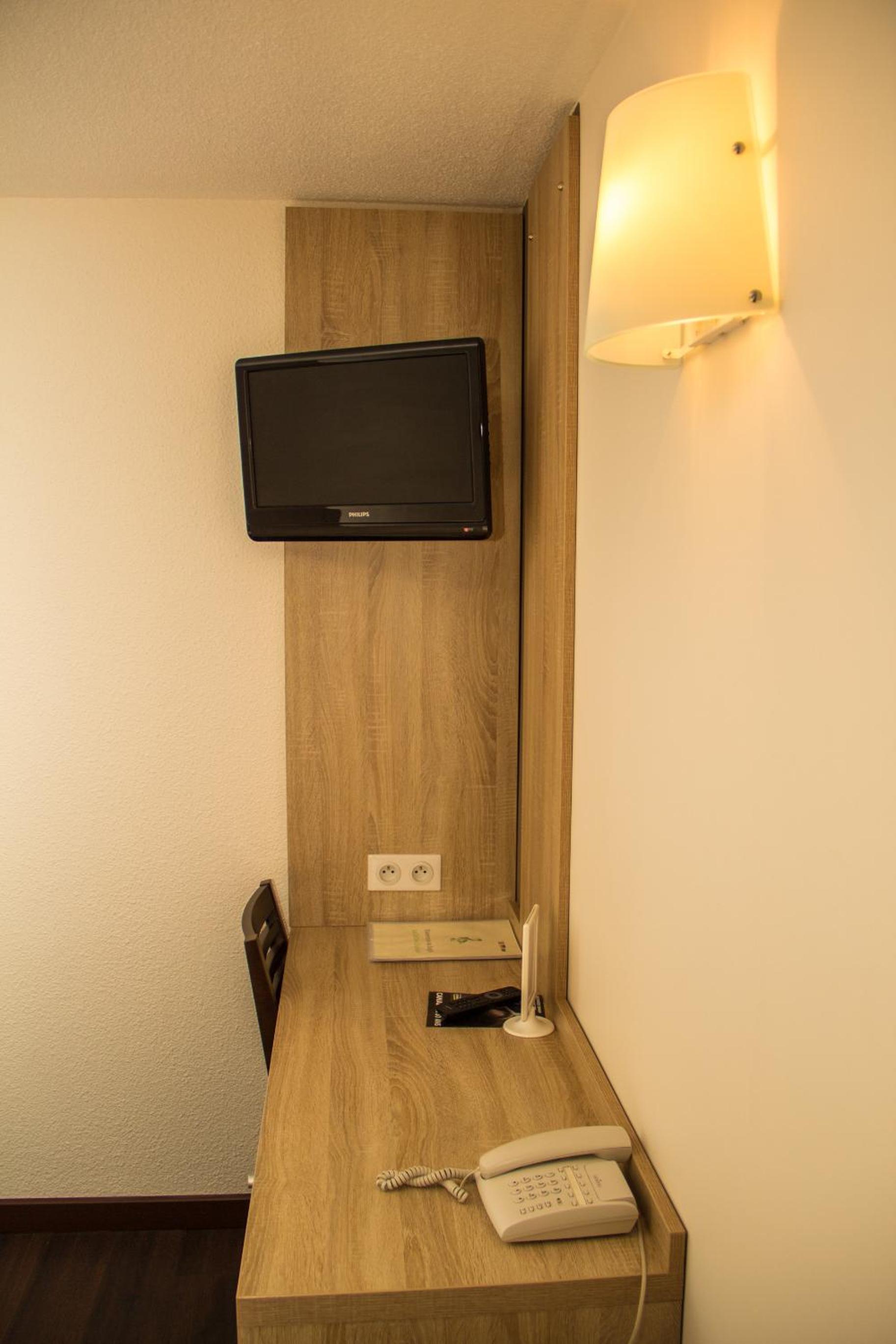 Single Room photo 3