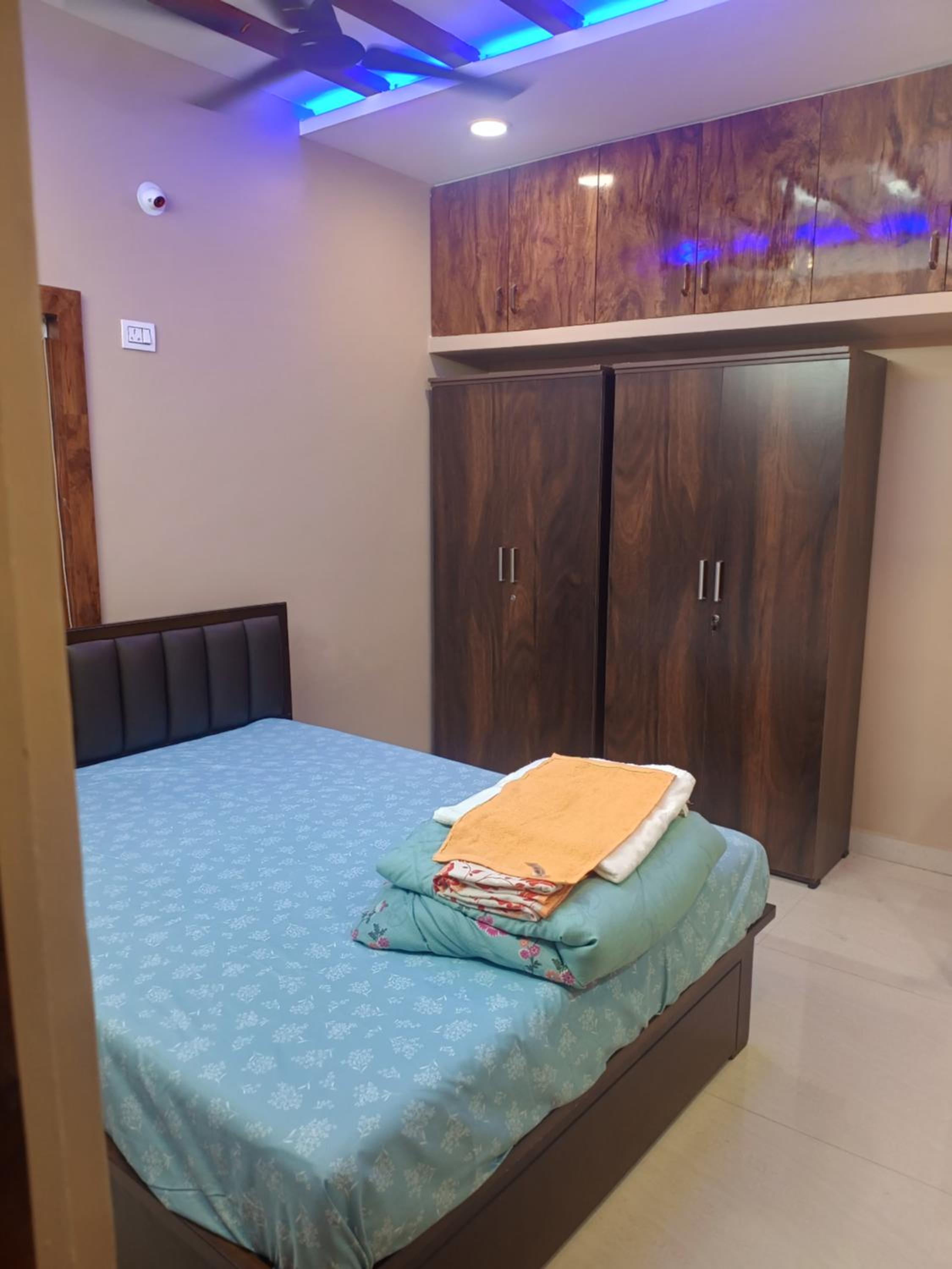Two-Bedroom House photo 2