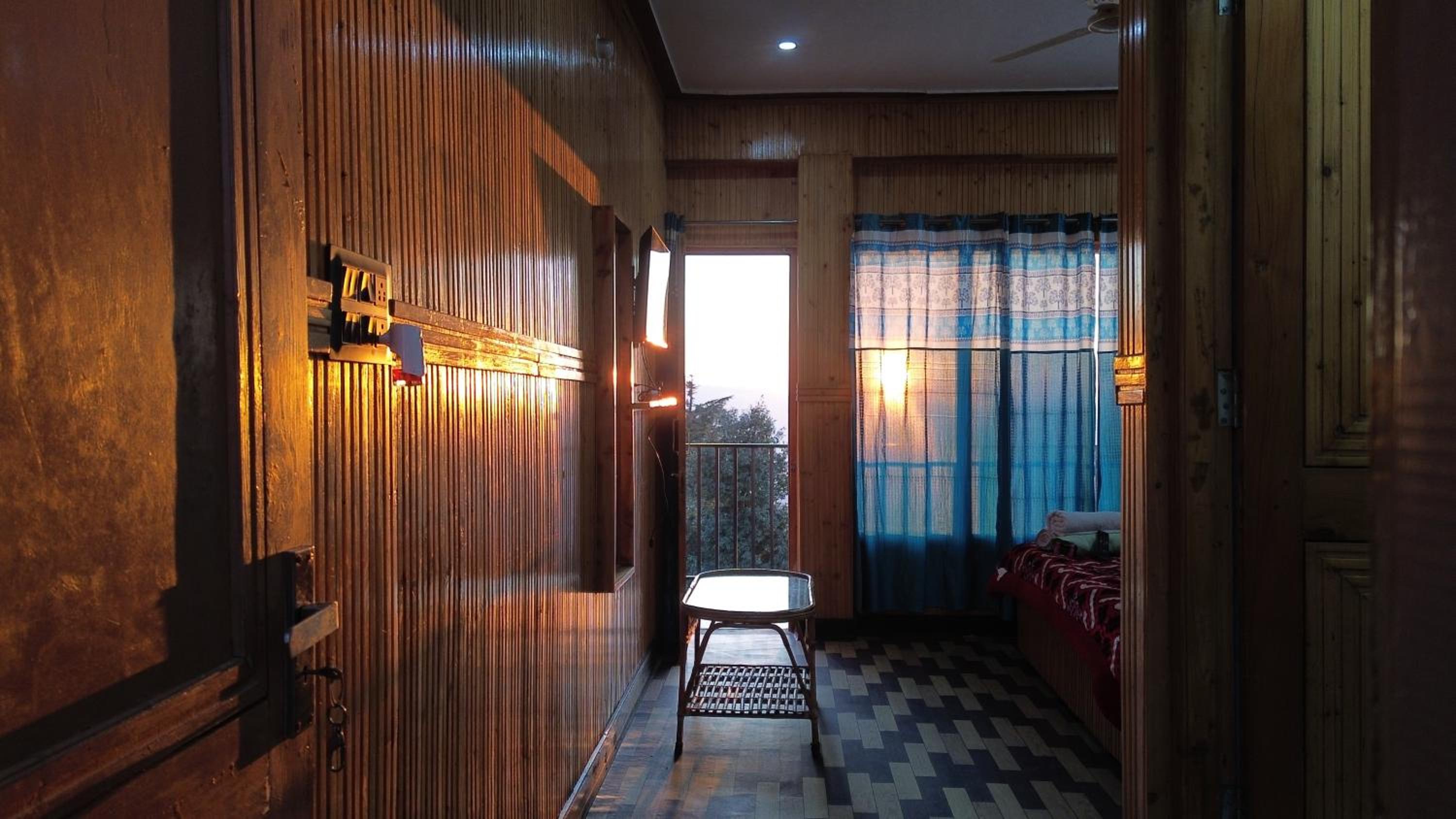 Suite with Balcony photo 3