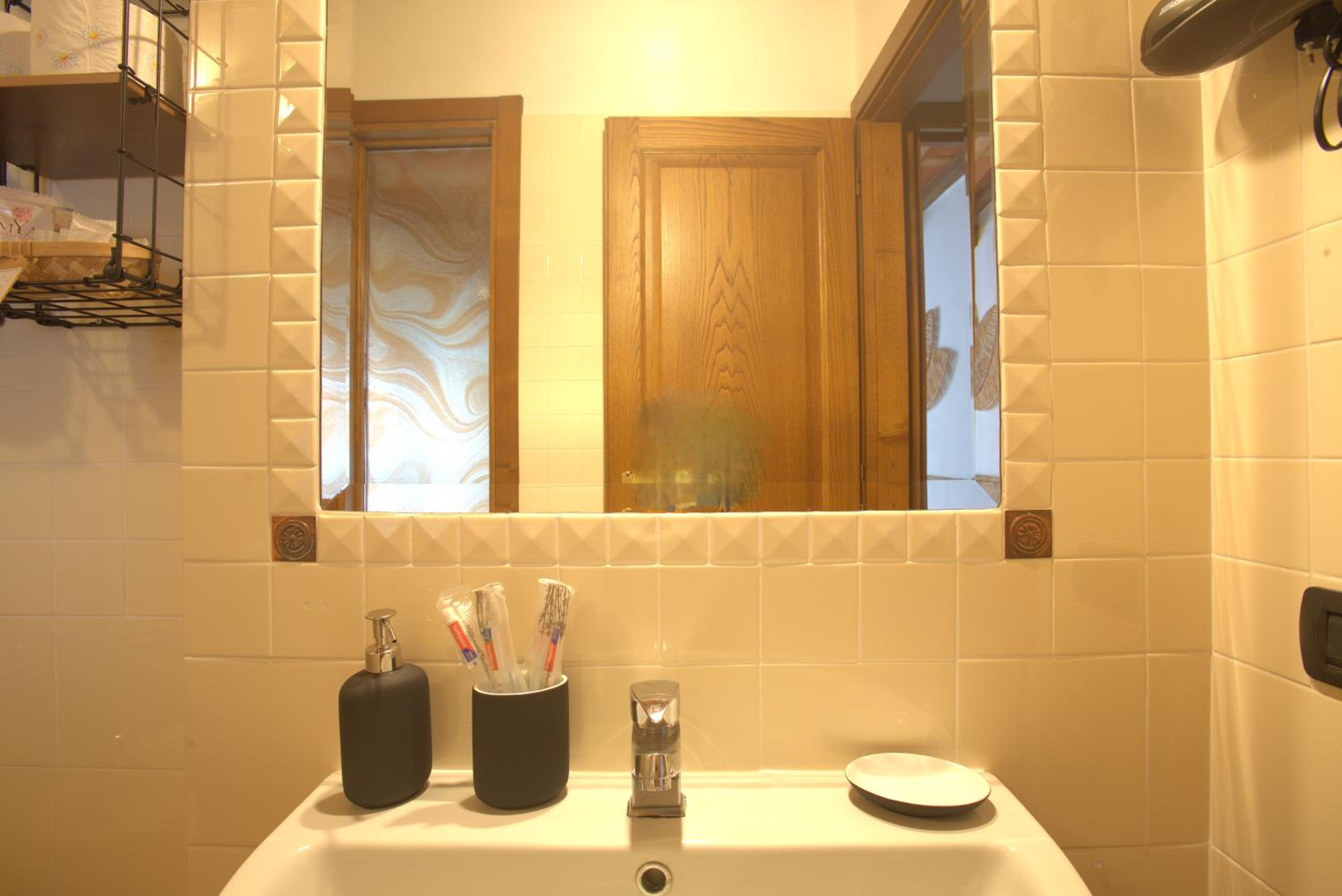 Two-Bedroom Apartment photo 2