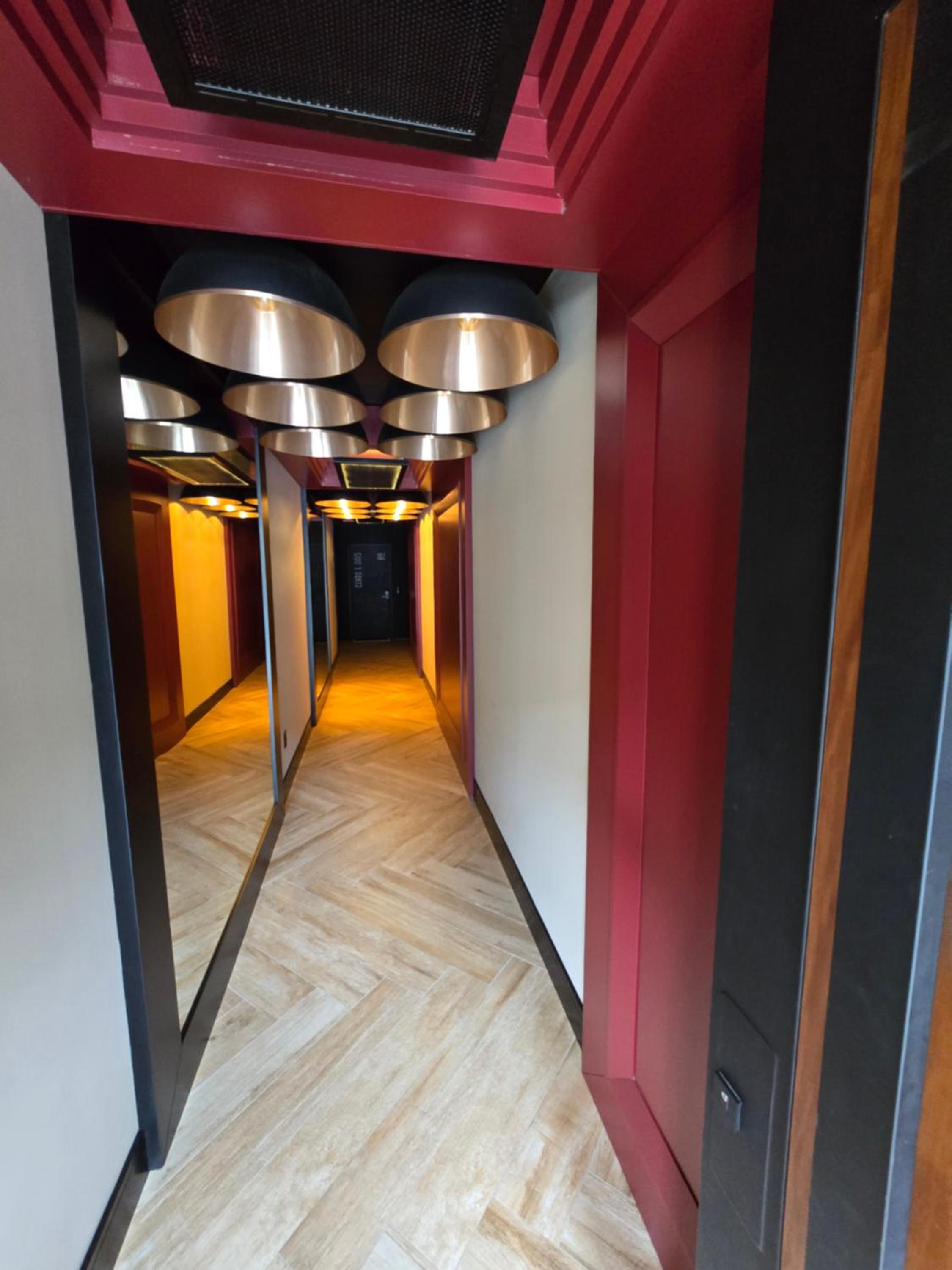 Two-Bedroom Apartment with City View photo 2
