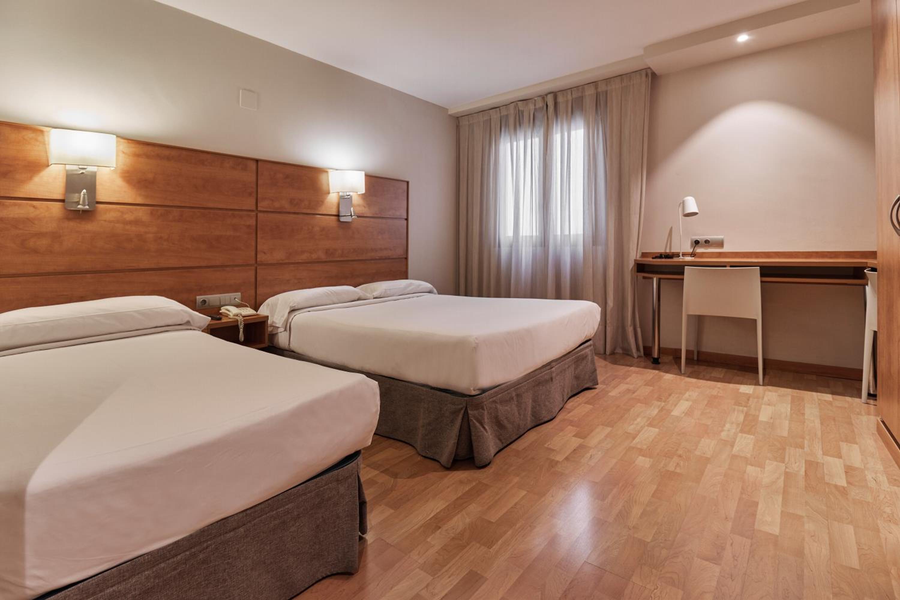 Habitación Doble con Cama Supletoria - No Renovada