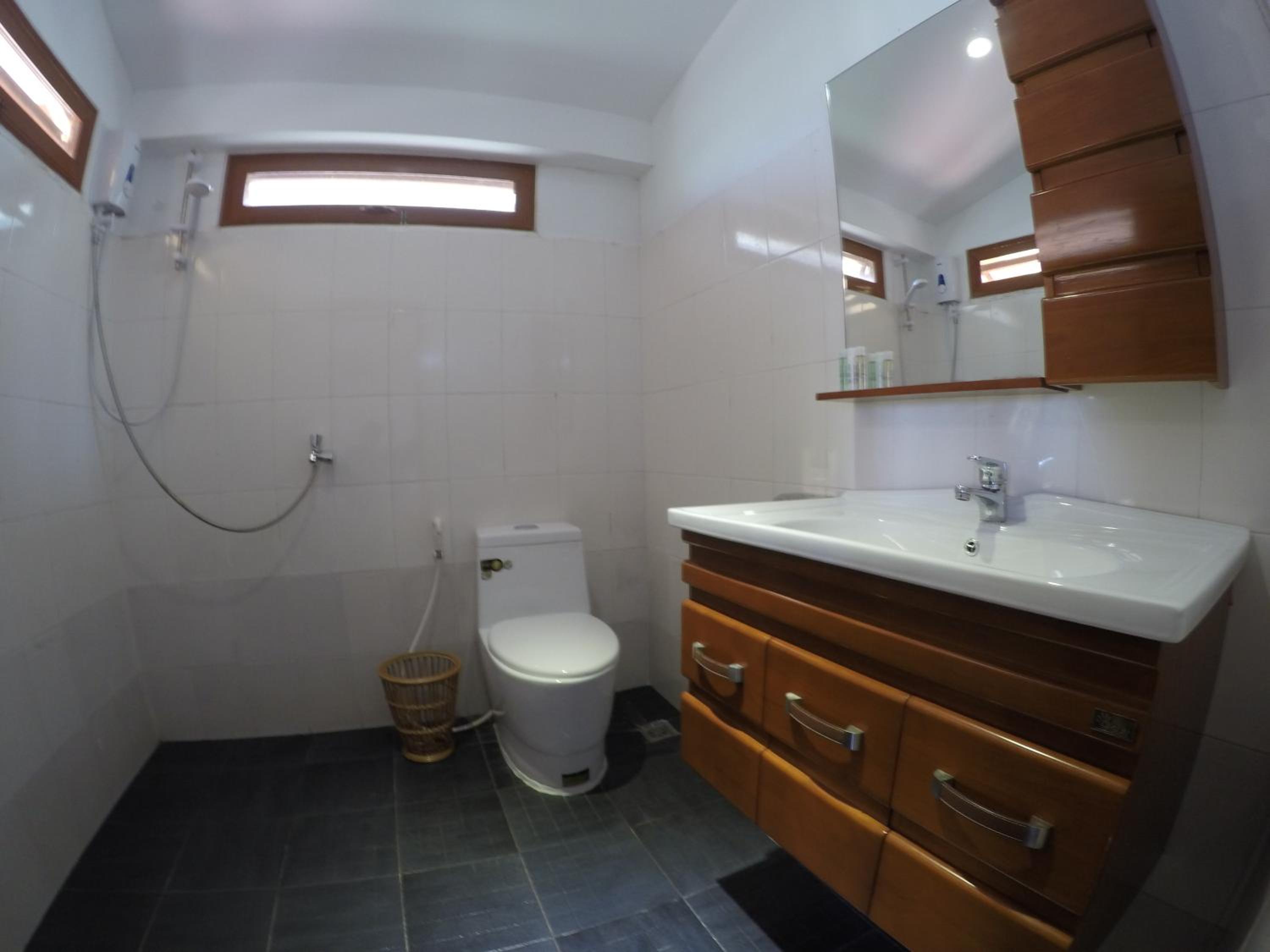 Superior Double + Single Room photo 3