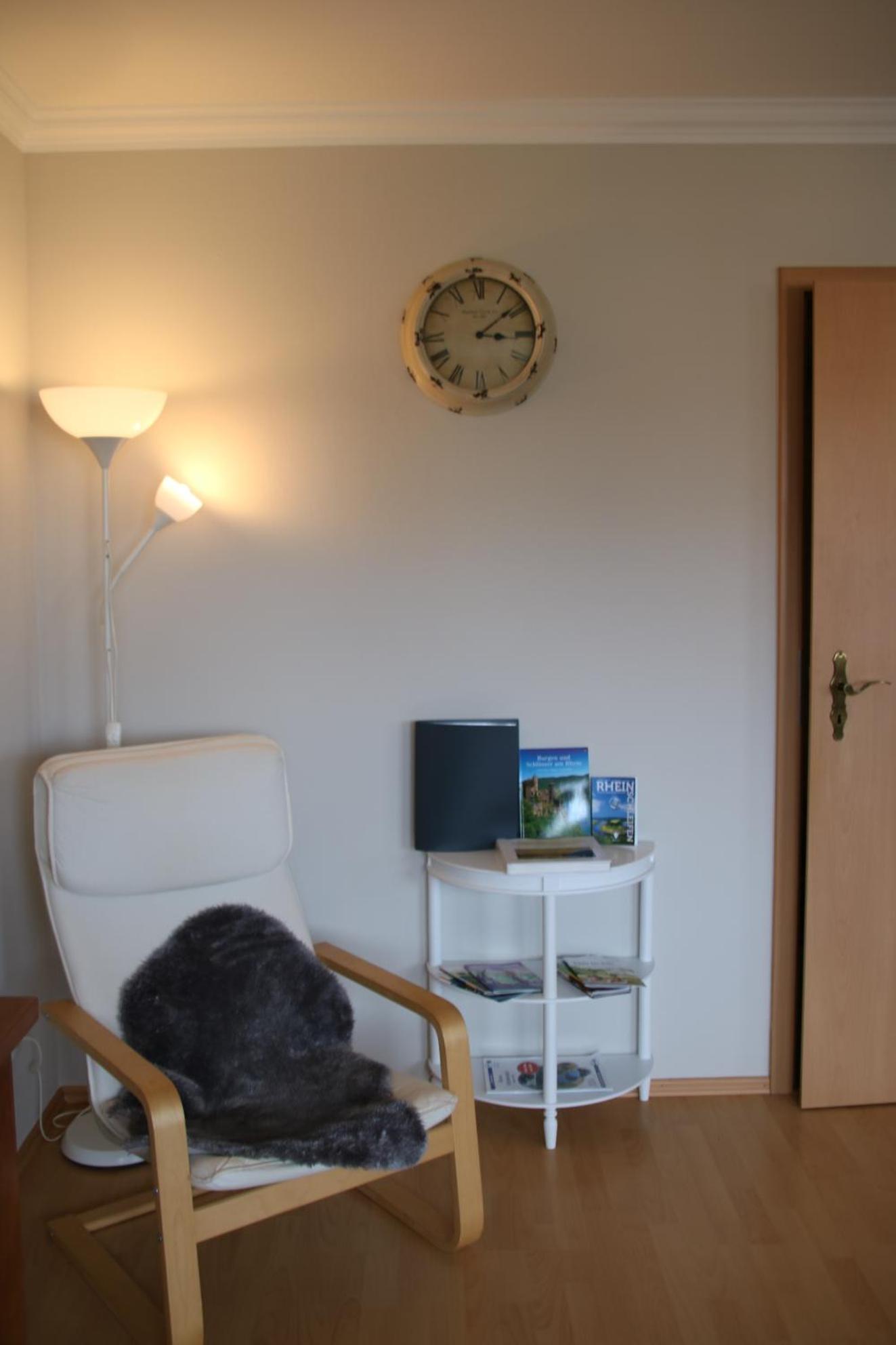 One-Bedroom Apartment with Terrace photo 2
