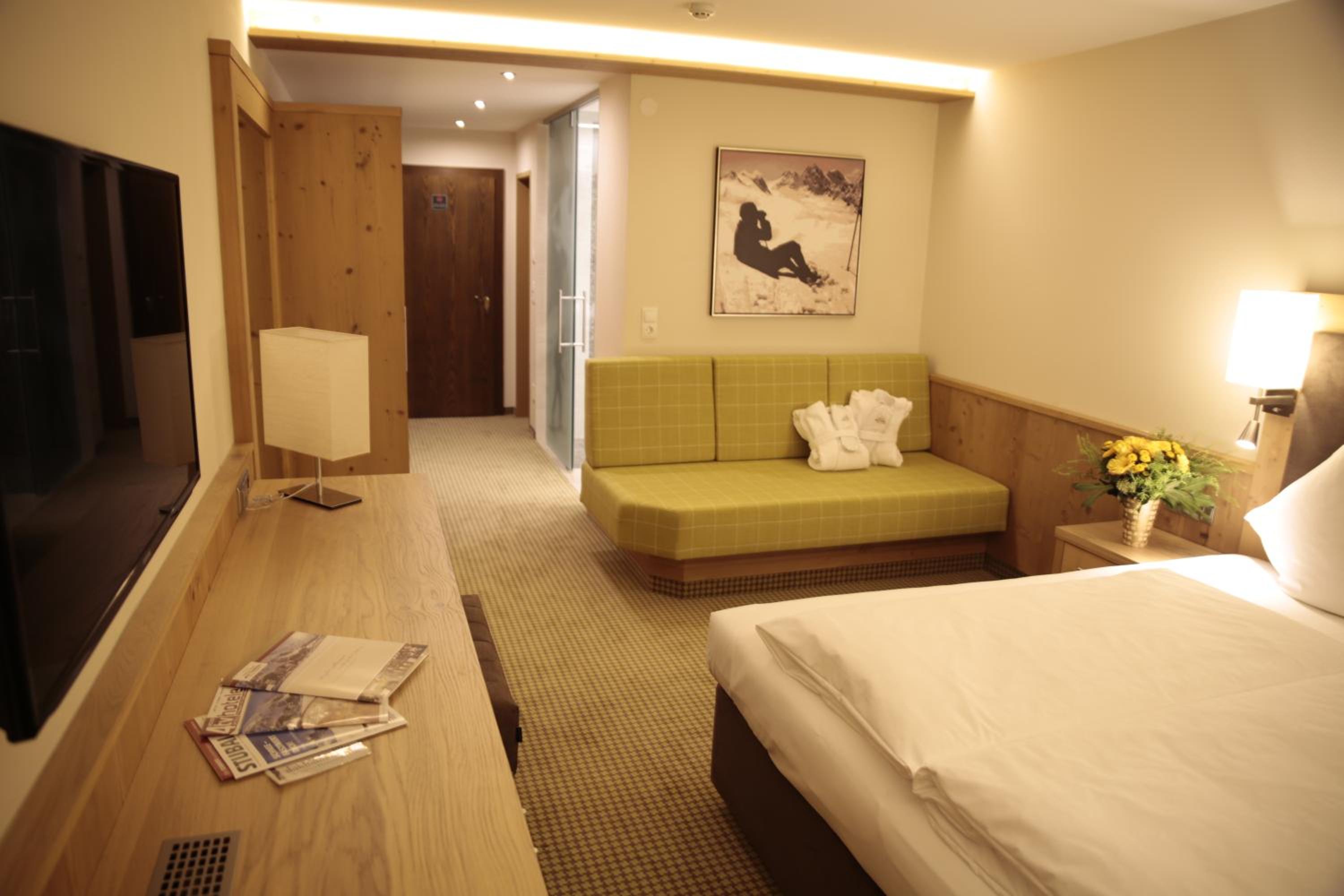 Superior Double Room photo 2