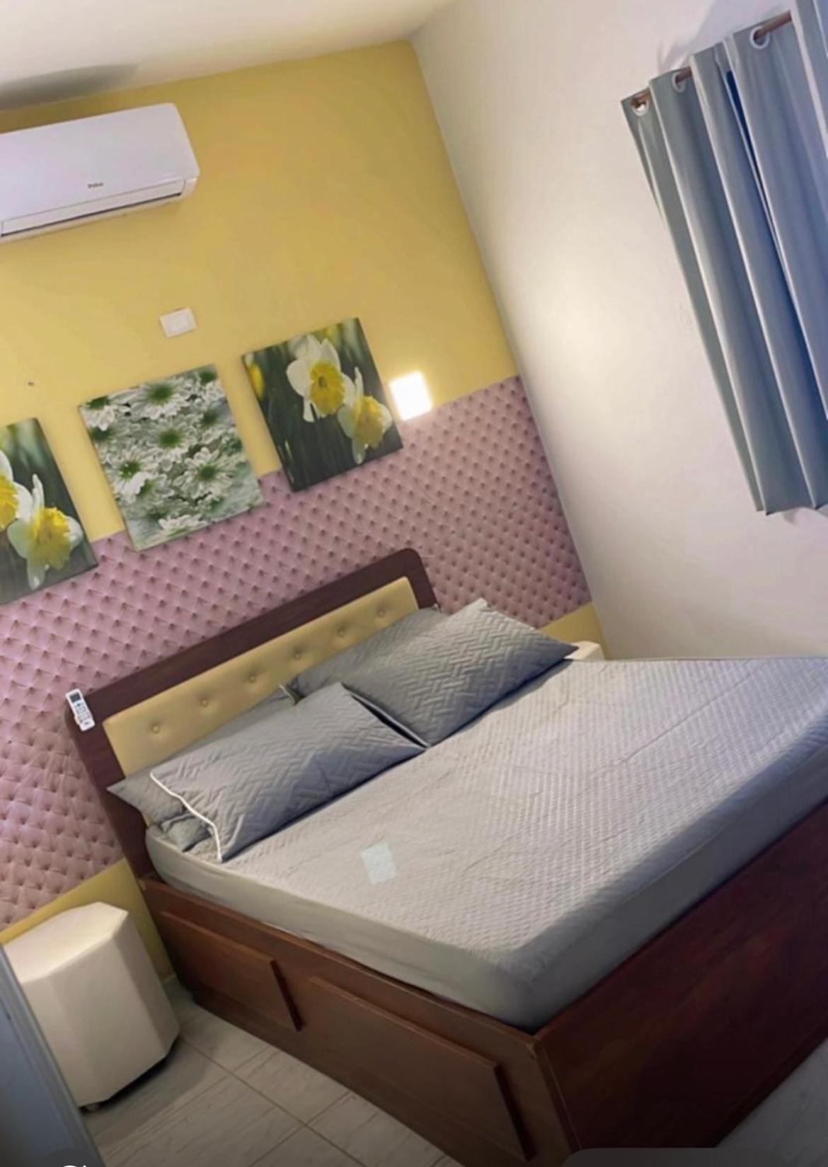 Three-Bedroom House photo 1