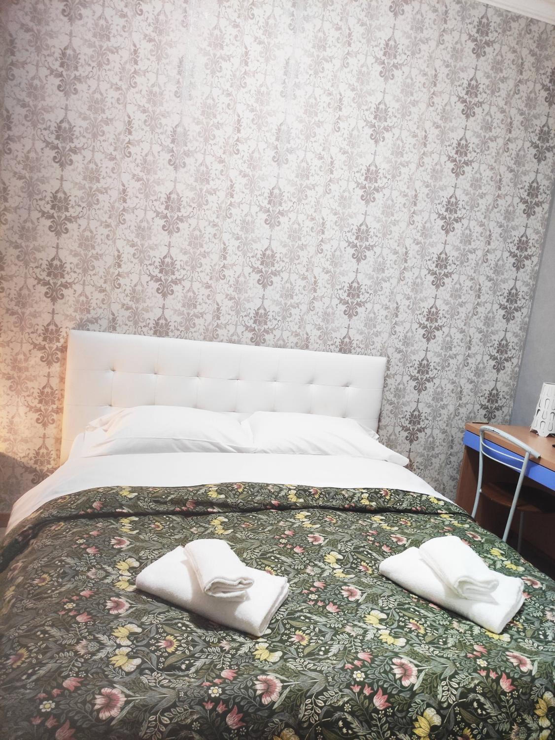 Double or Twin Room with Bathroom photo 3