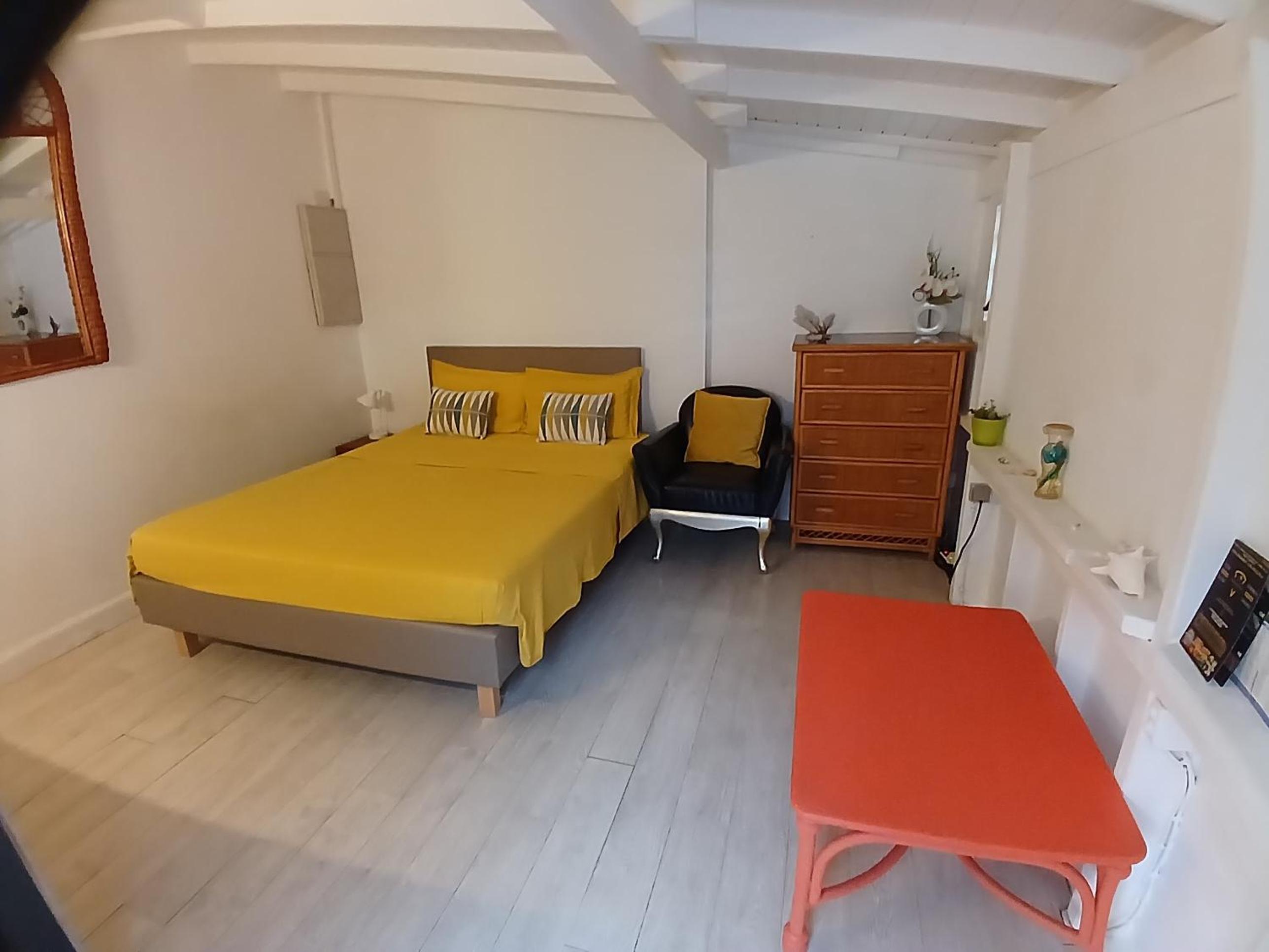 Large Double Room