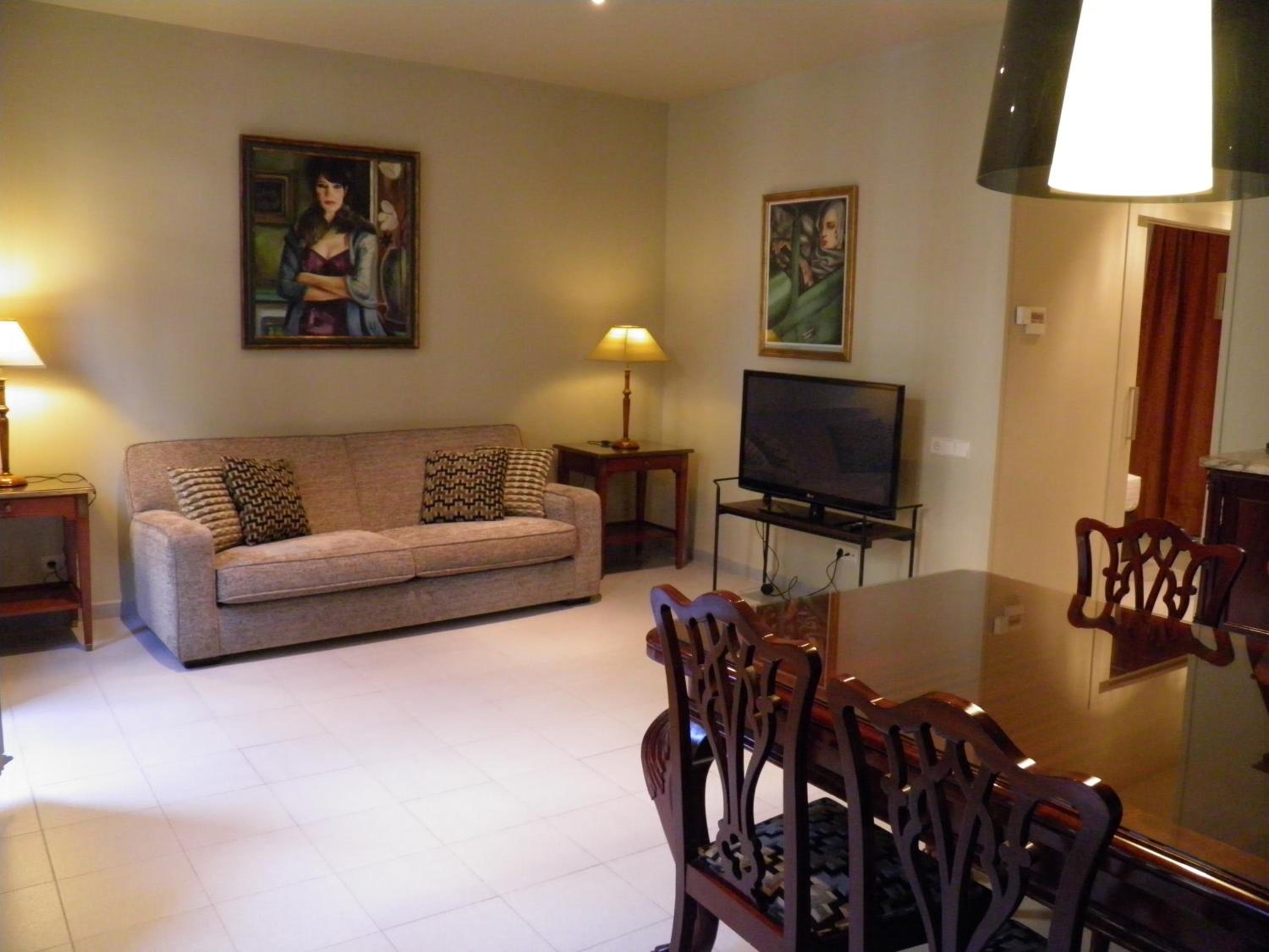 Apartment (1-2 Adults) photo 2