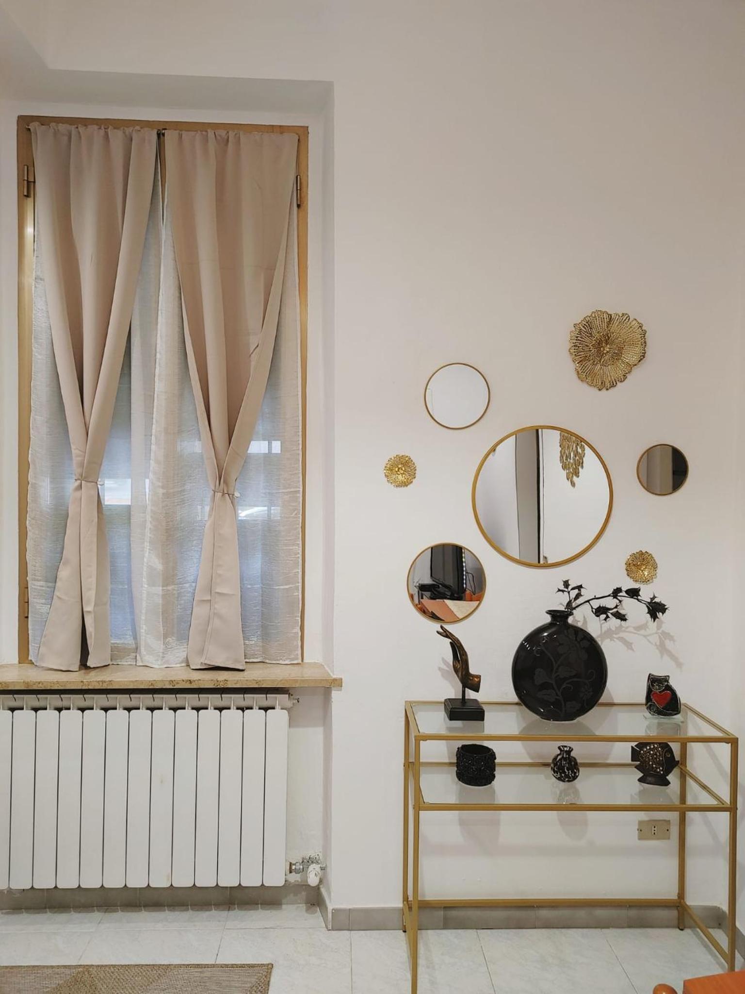 One-Bedroom Apartment - Photo 22