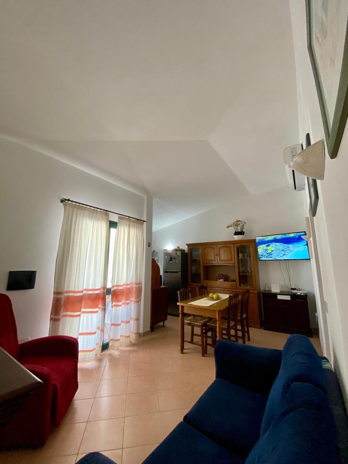 Two-Bedroom House photo 3