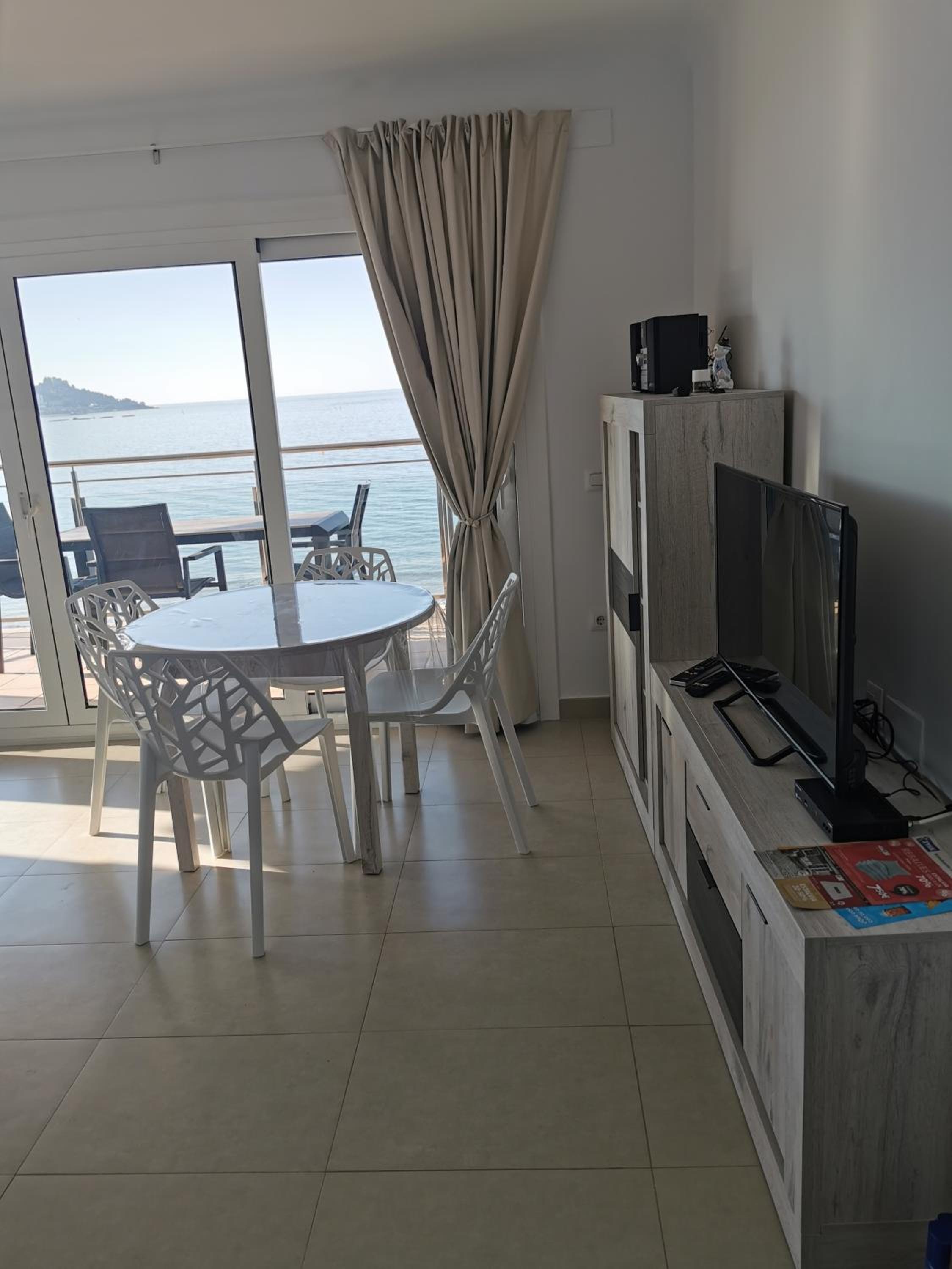 Apartamento con vista al mar