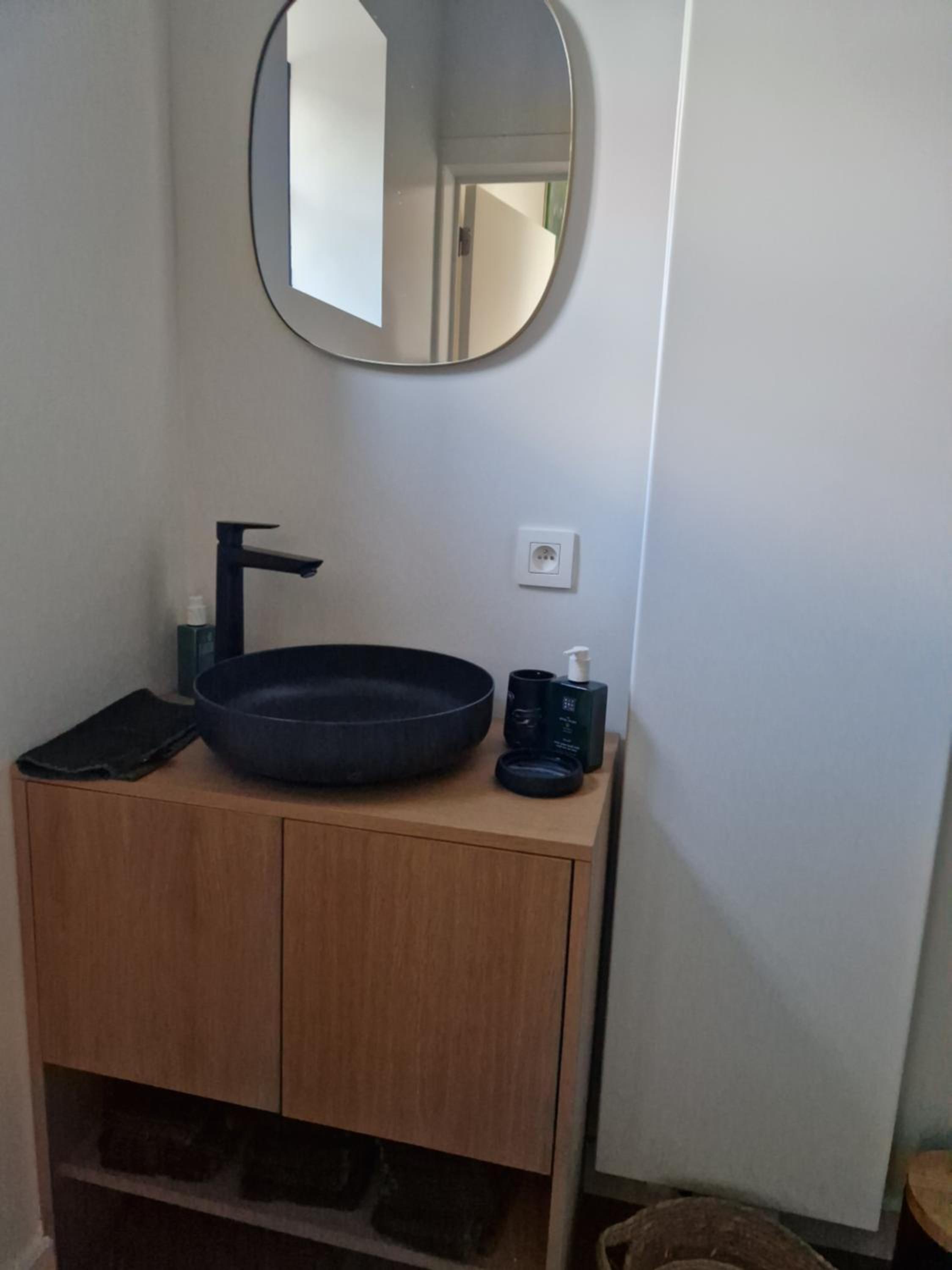 One-Bedroom House photo 2