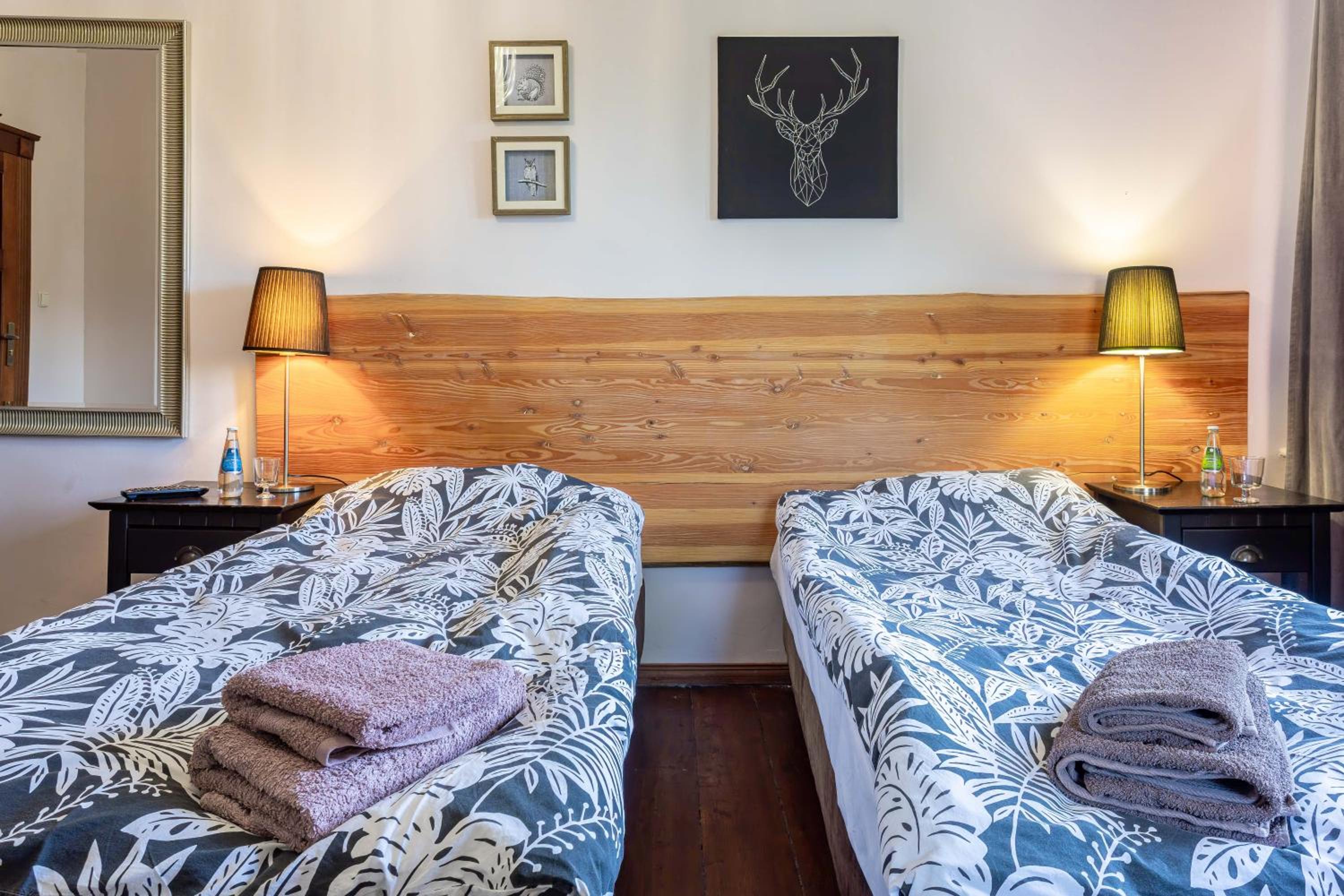 Double or Twin Room - Photo 8