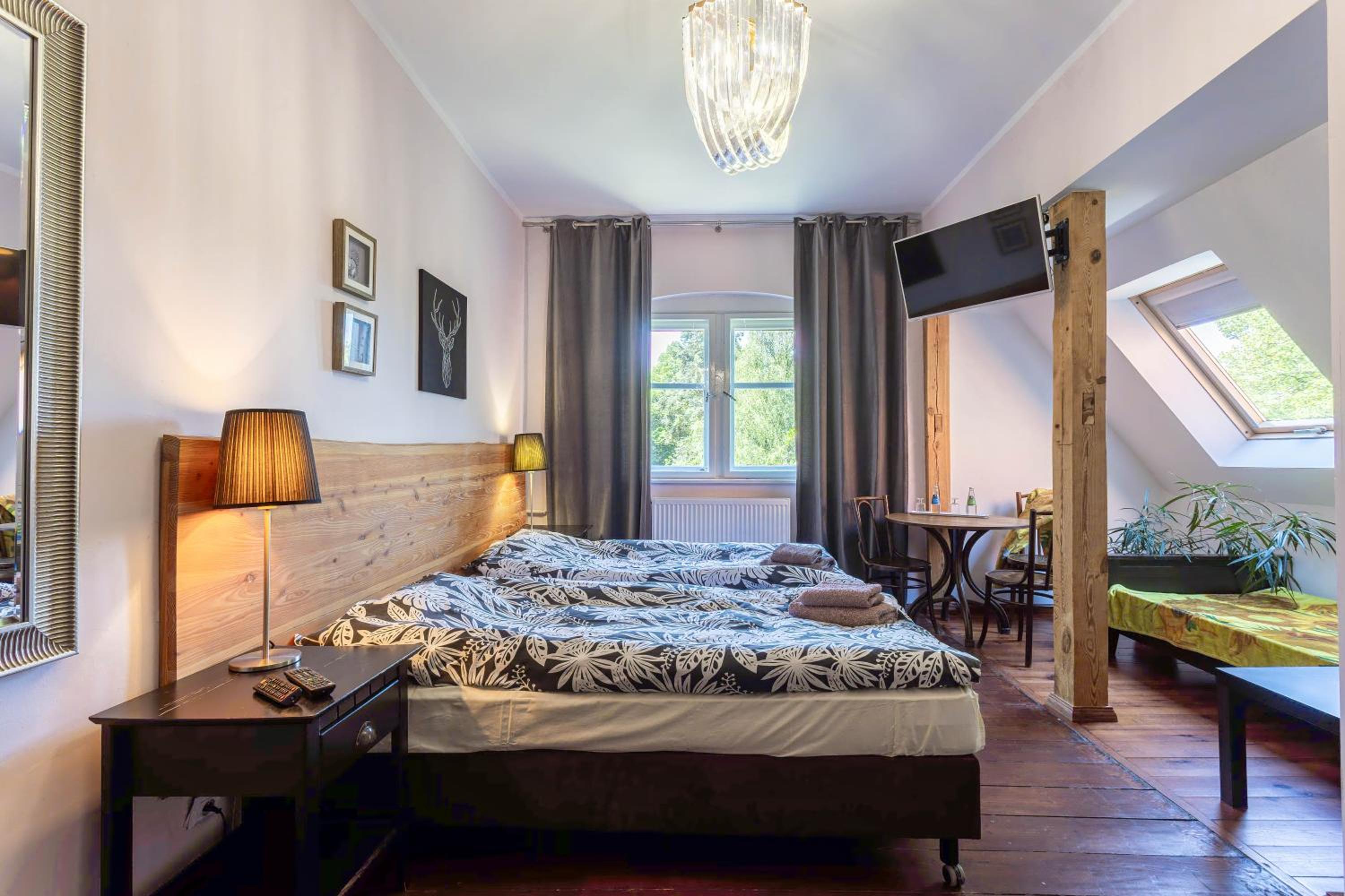 Double or Twin Room - Photo 3