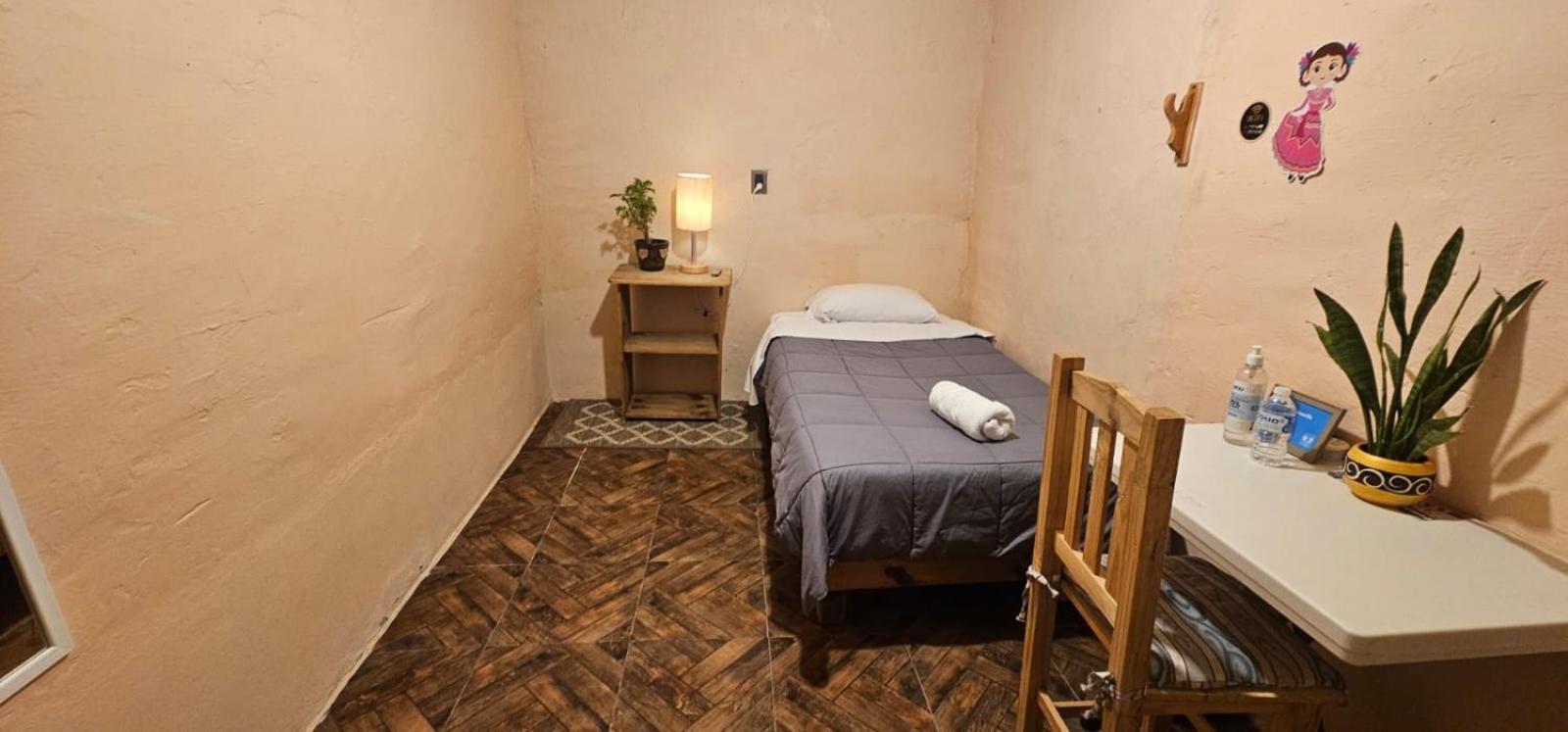 Single Room with Shared Bathroom