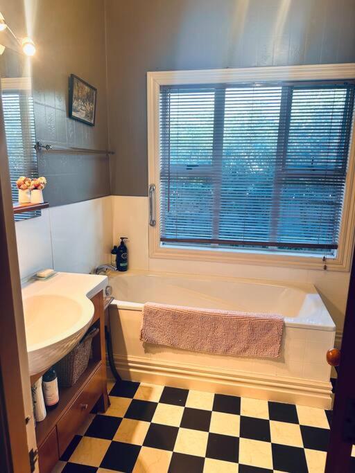 One-Bedroom House photo 3