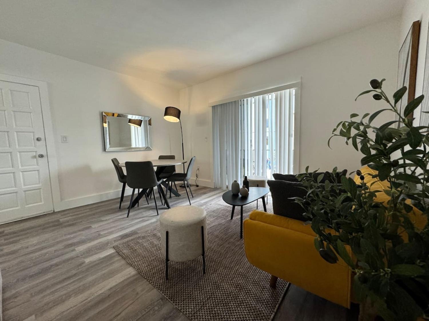 Apartment photo 1
