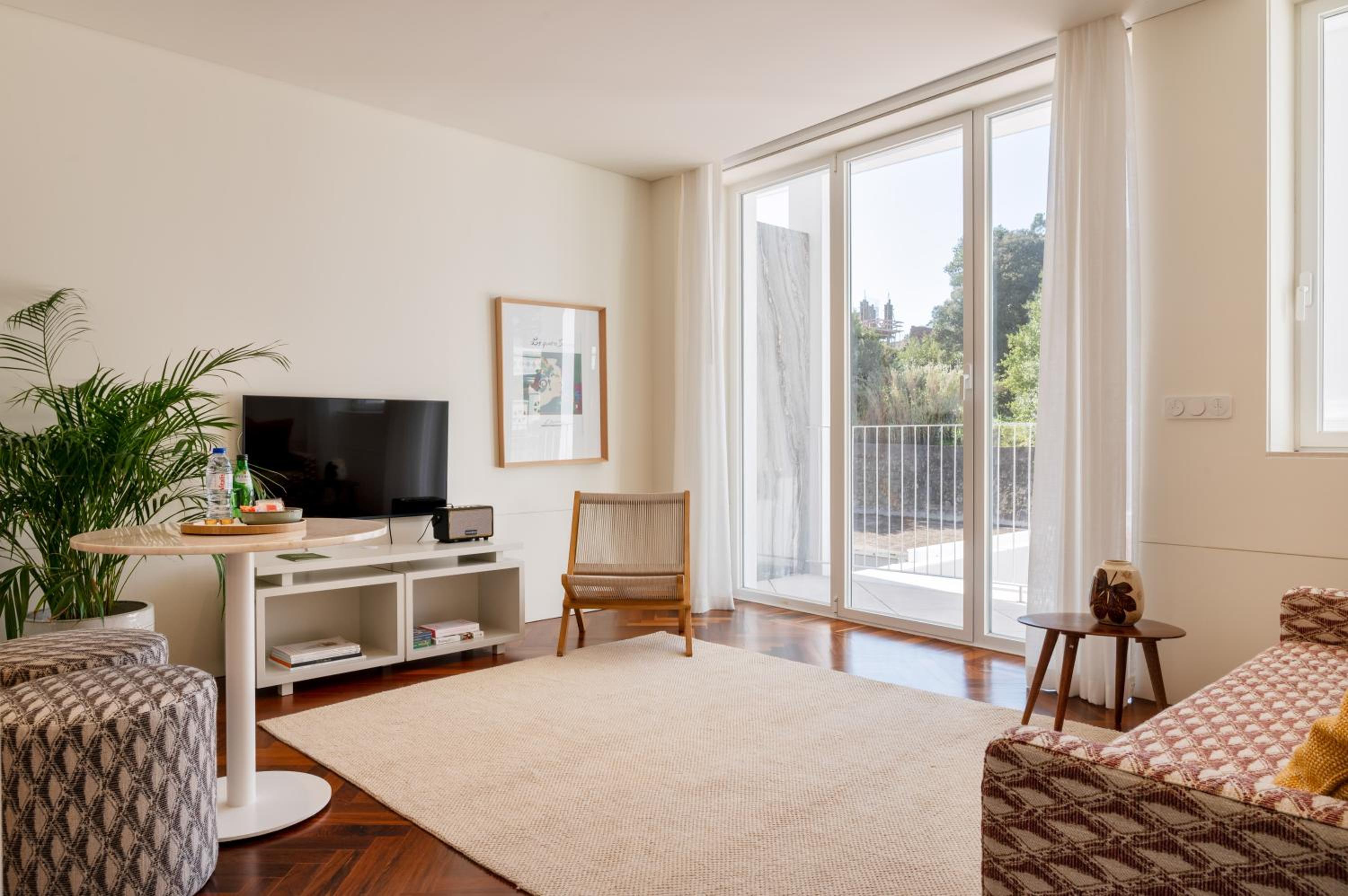 Standard Apartment with Balcony and Pool View