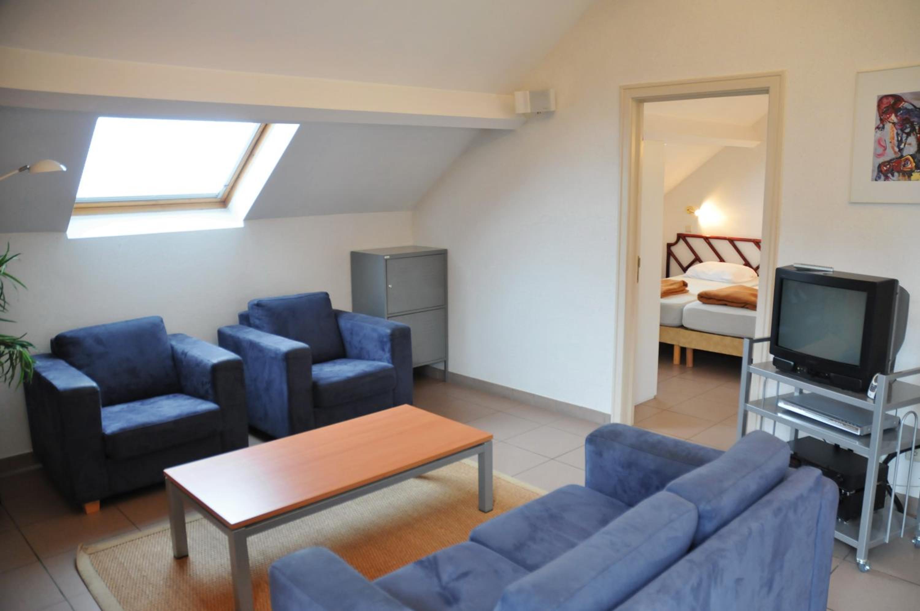 Two-Bedroom Apartment 1st Floor (6 Adults) photo 3