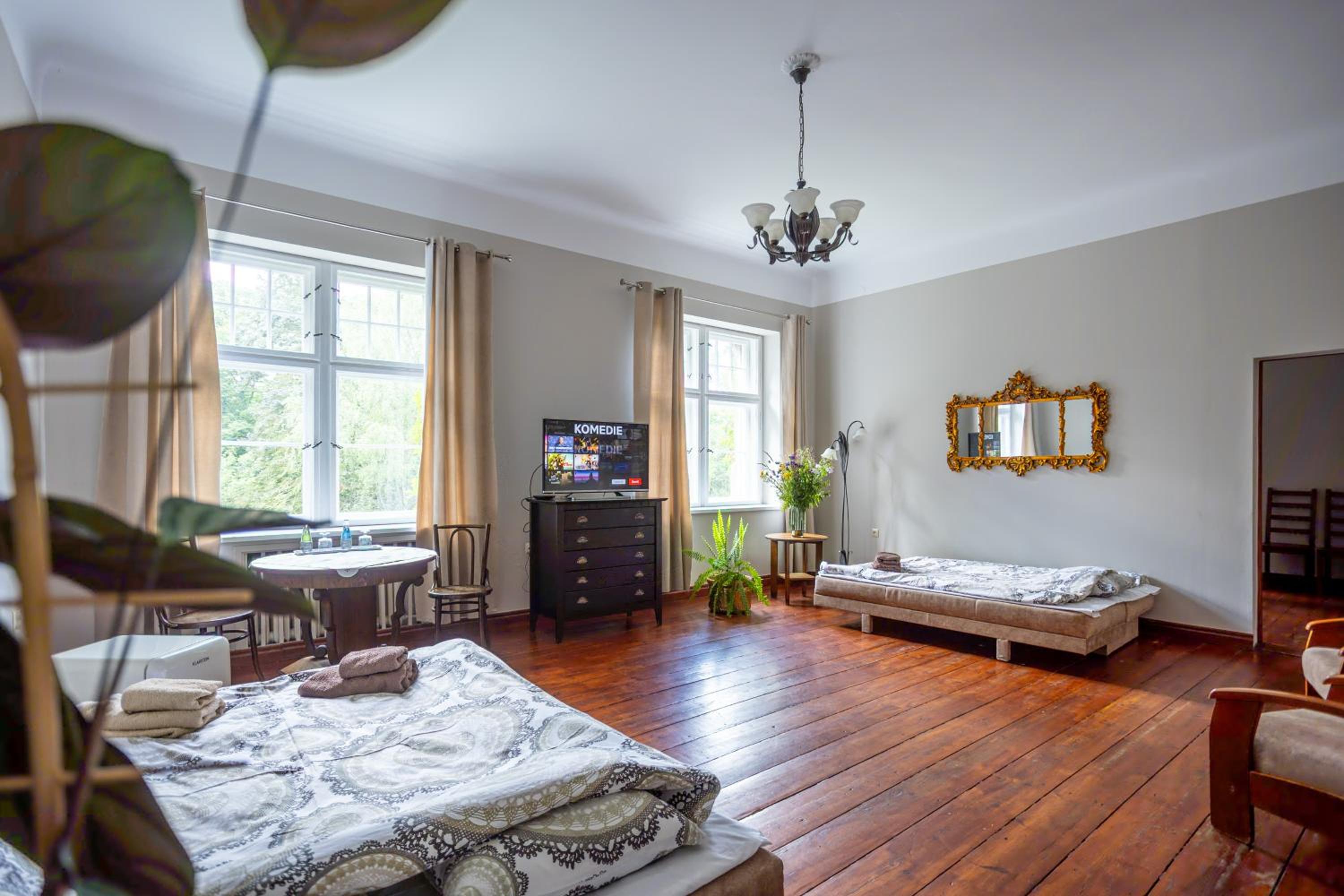 Apartment with Garden View - Photo 11