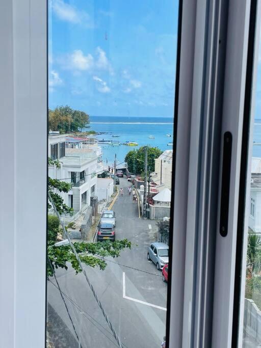 Two-Bedroom Apartment with Balcony and Sea View